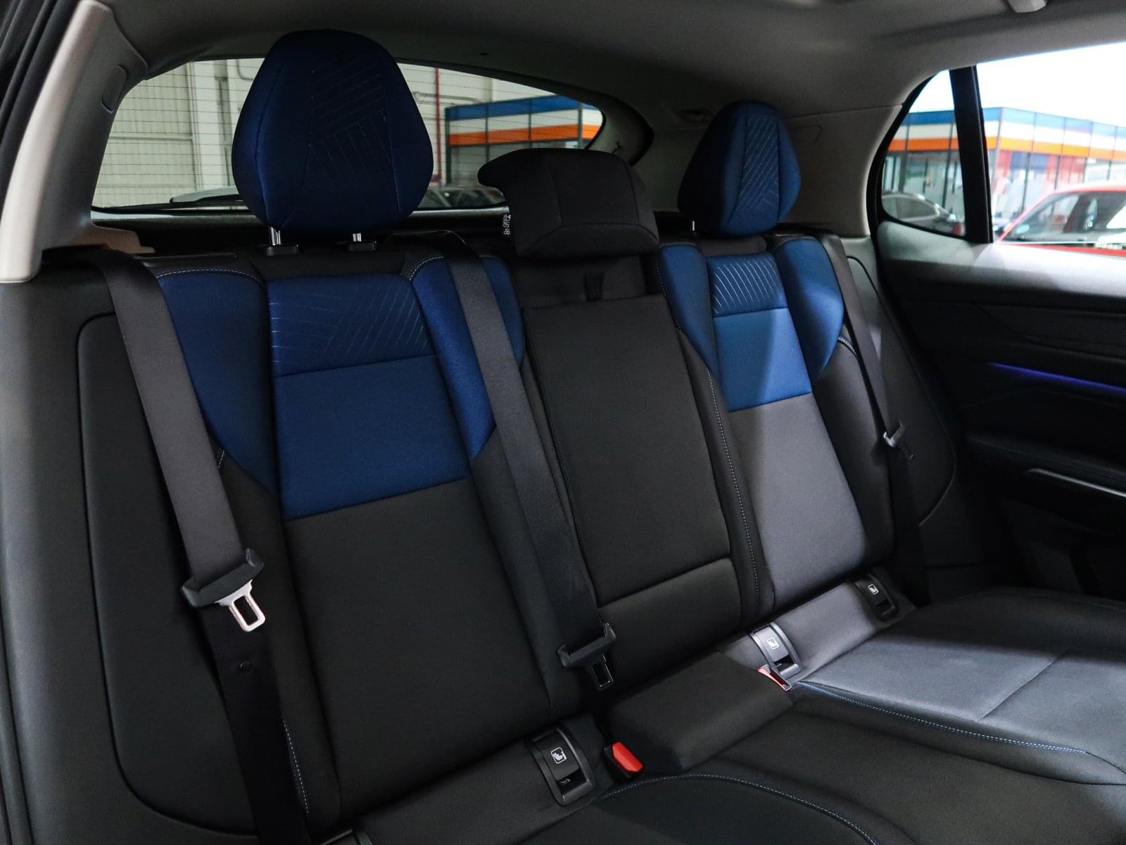 LYNK & CO 01 1.5 PHEV 6.6 KW 261CV 27 