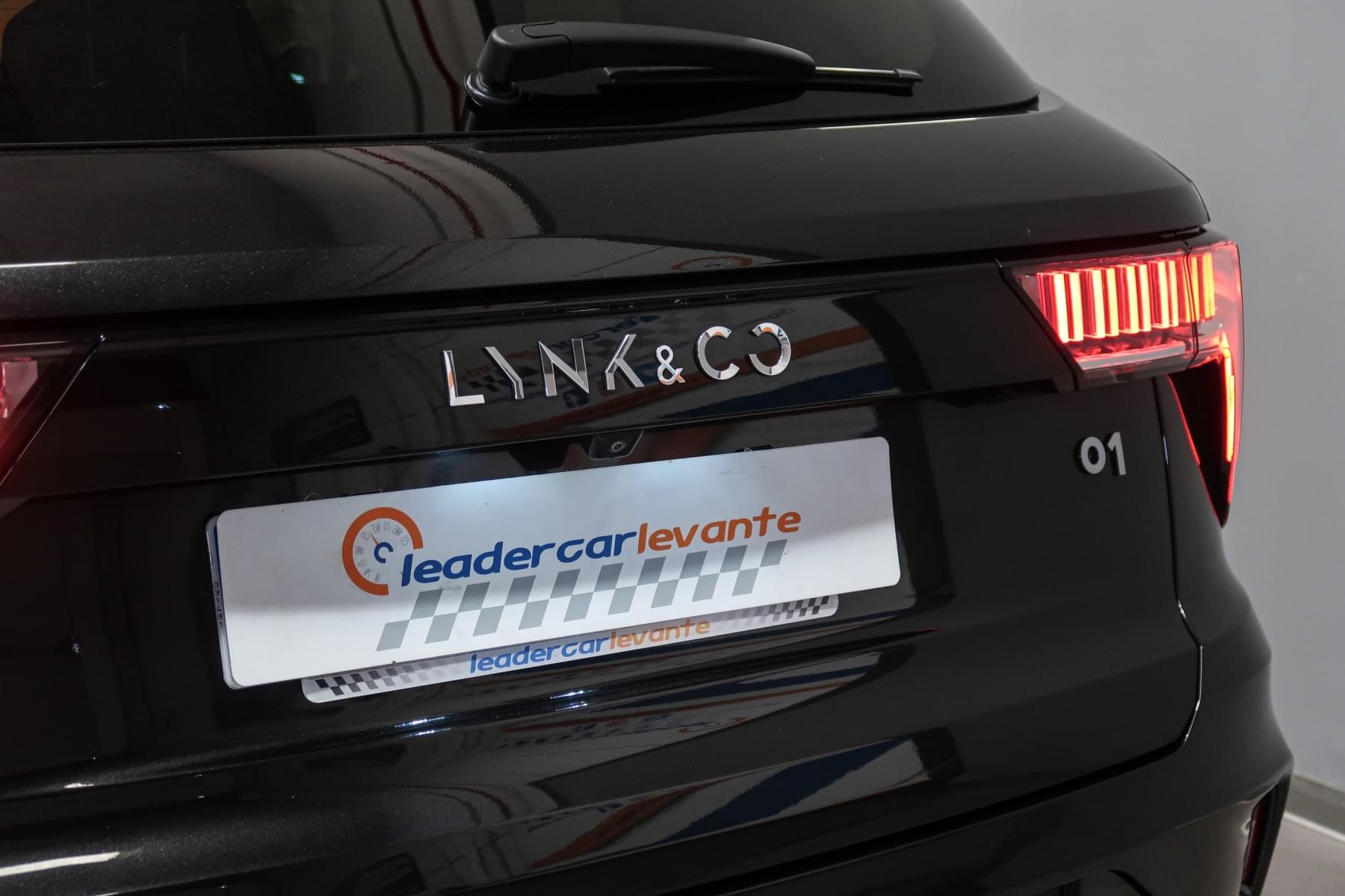 LYNK & CO 01 1.5 PHEV 6.6 KW 261CV 15 