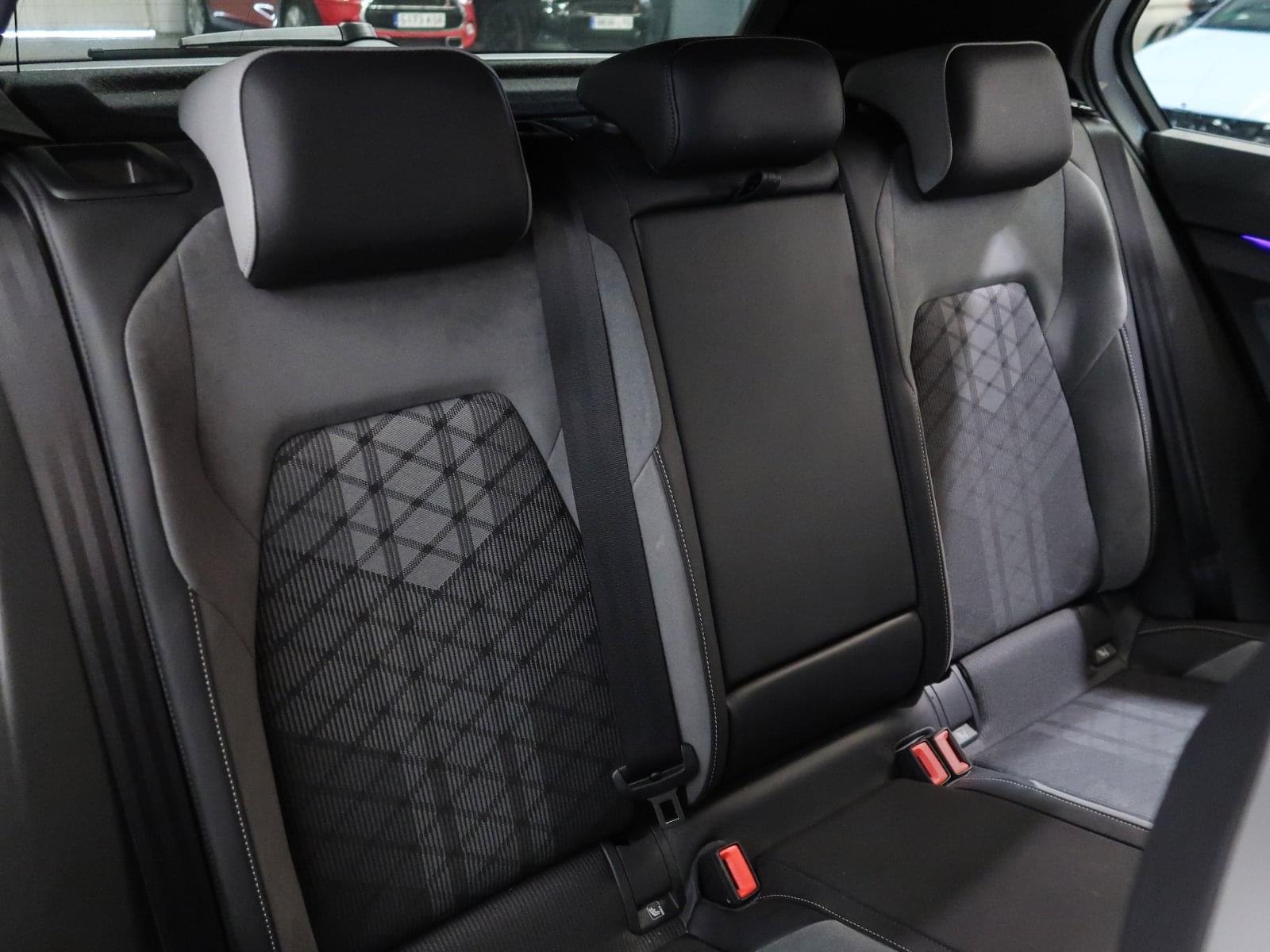 VOLKSWAGEN GOLF R-LINE 2.0 TDI 150CV DSG 23