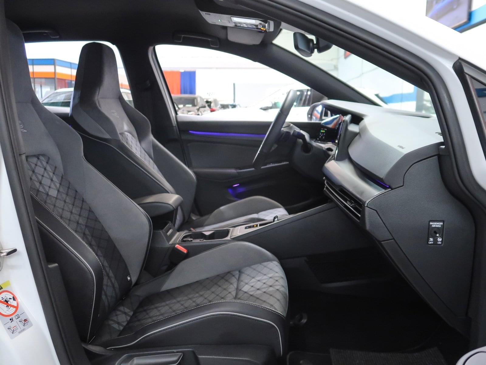 VOLKSWAGEN GOLF R-LINE 2.0 TDI 150CV DSG 24