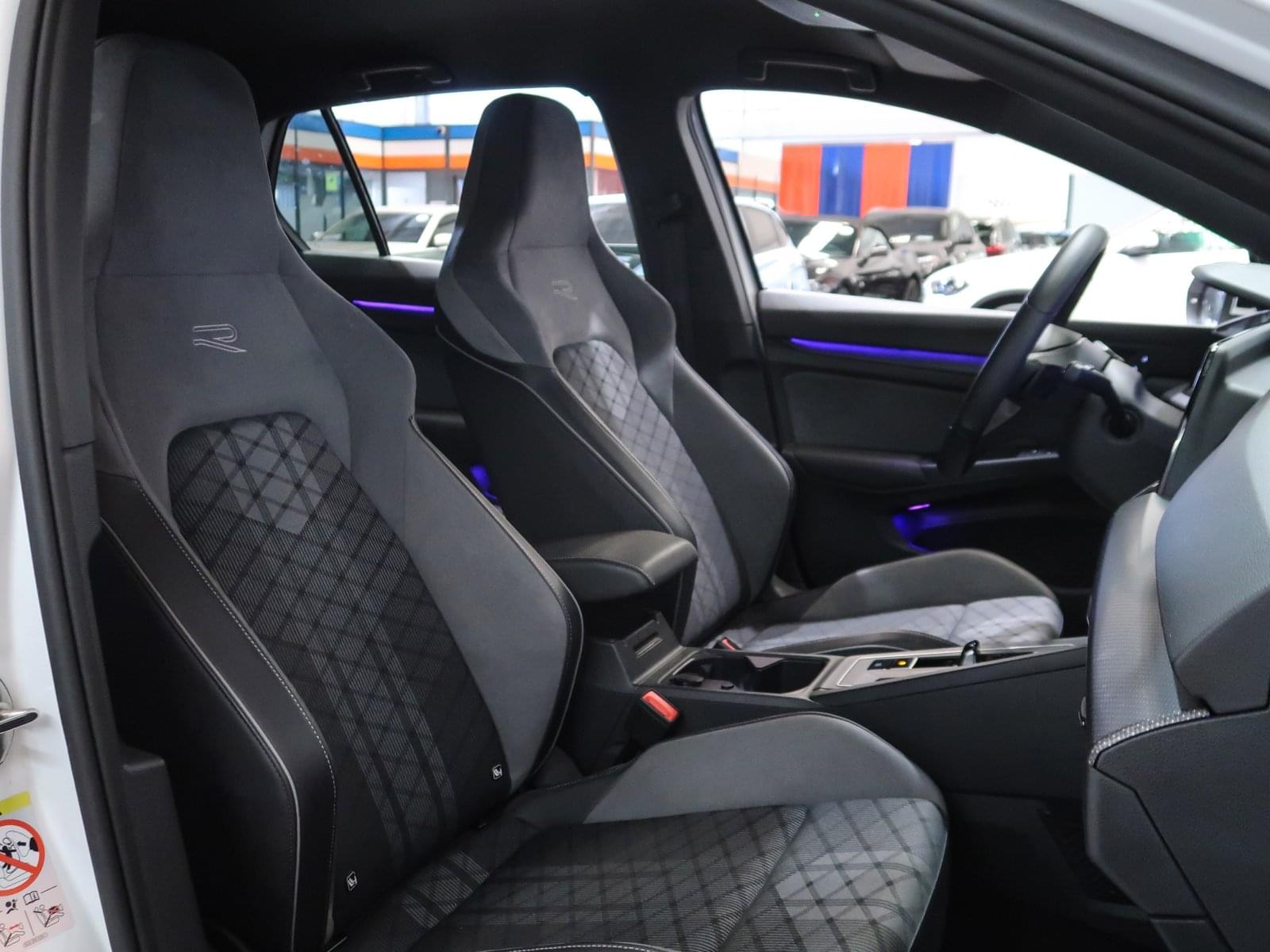 VOLKSWAGEN GOLF R-LINE 2.0 TDI 150CV DSG 25