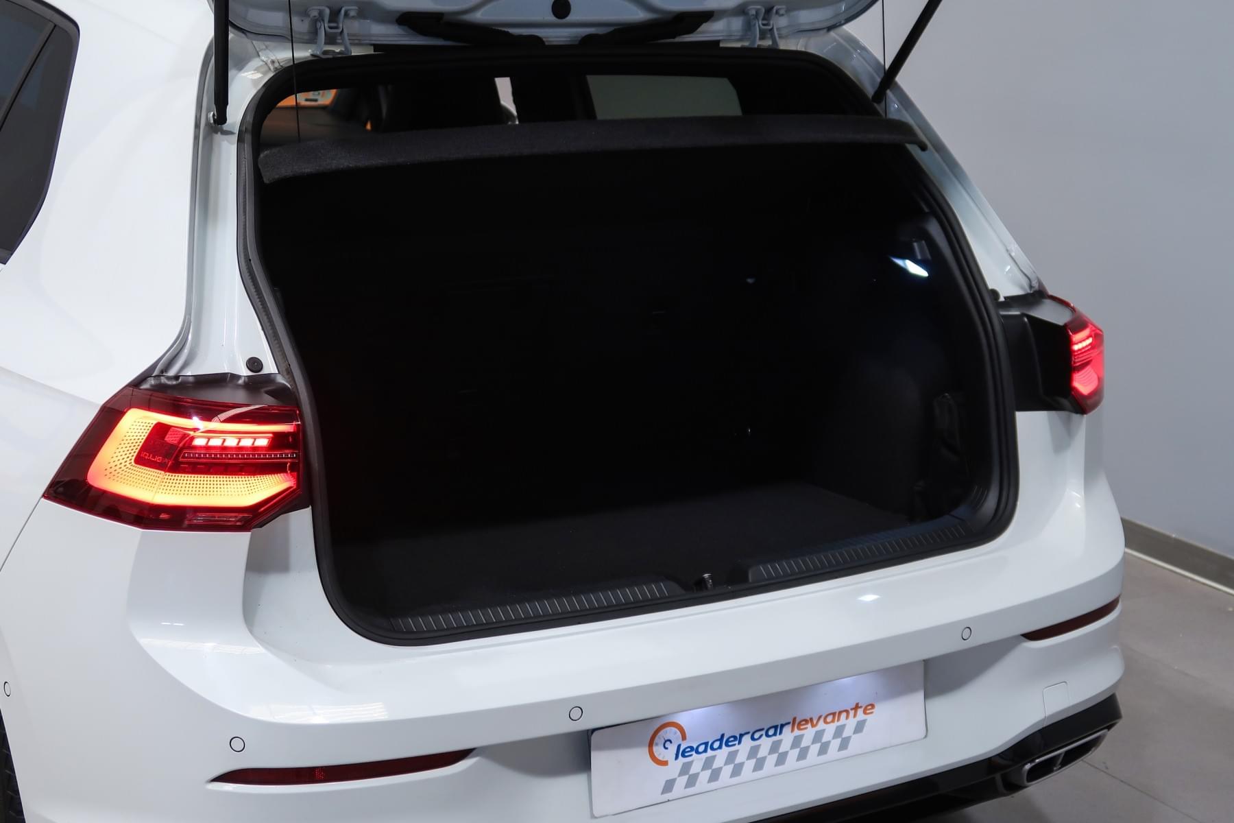 VOLKSWAGEN GOLF R-LINE 2.0 TDI 150CV DSG 15