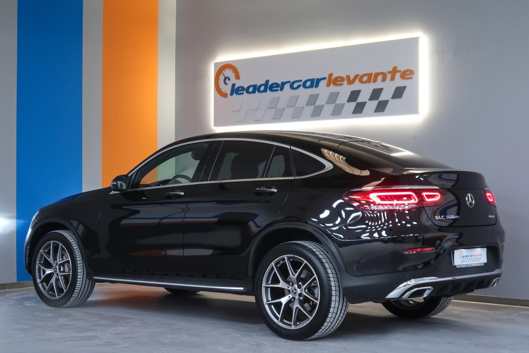 MERCEDES-BENZ GLC COUPÉ 300D 4 MATIC 9