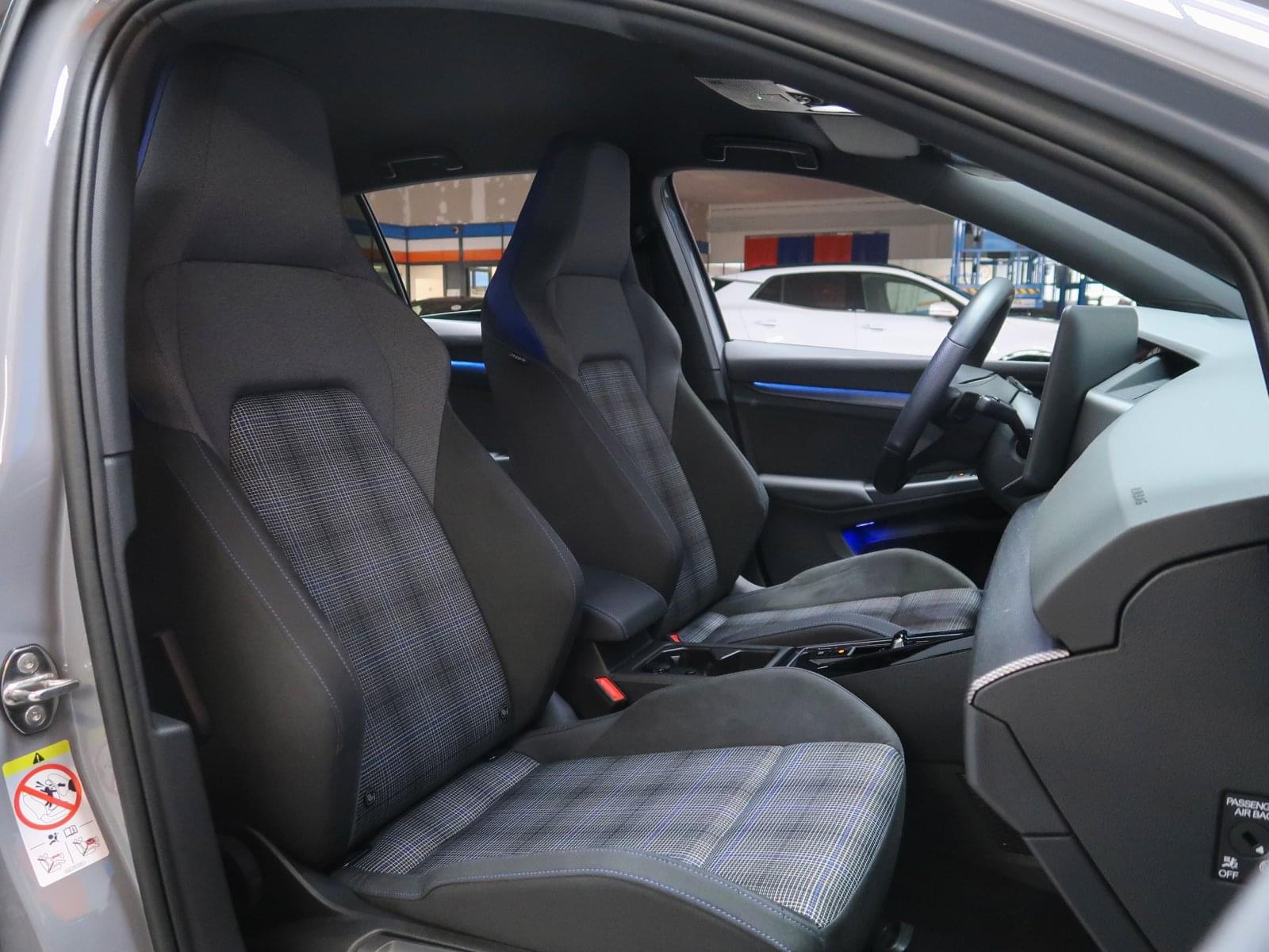 VOLKSWAGEN GOLF 1.5 TSI 272CV 6-GANG DSG GTE 22 