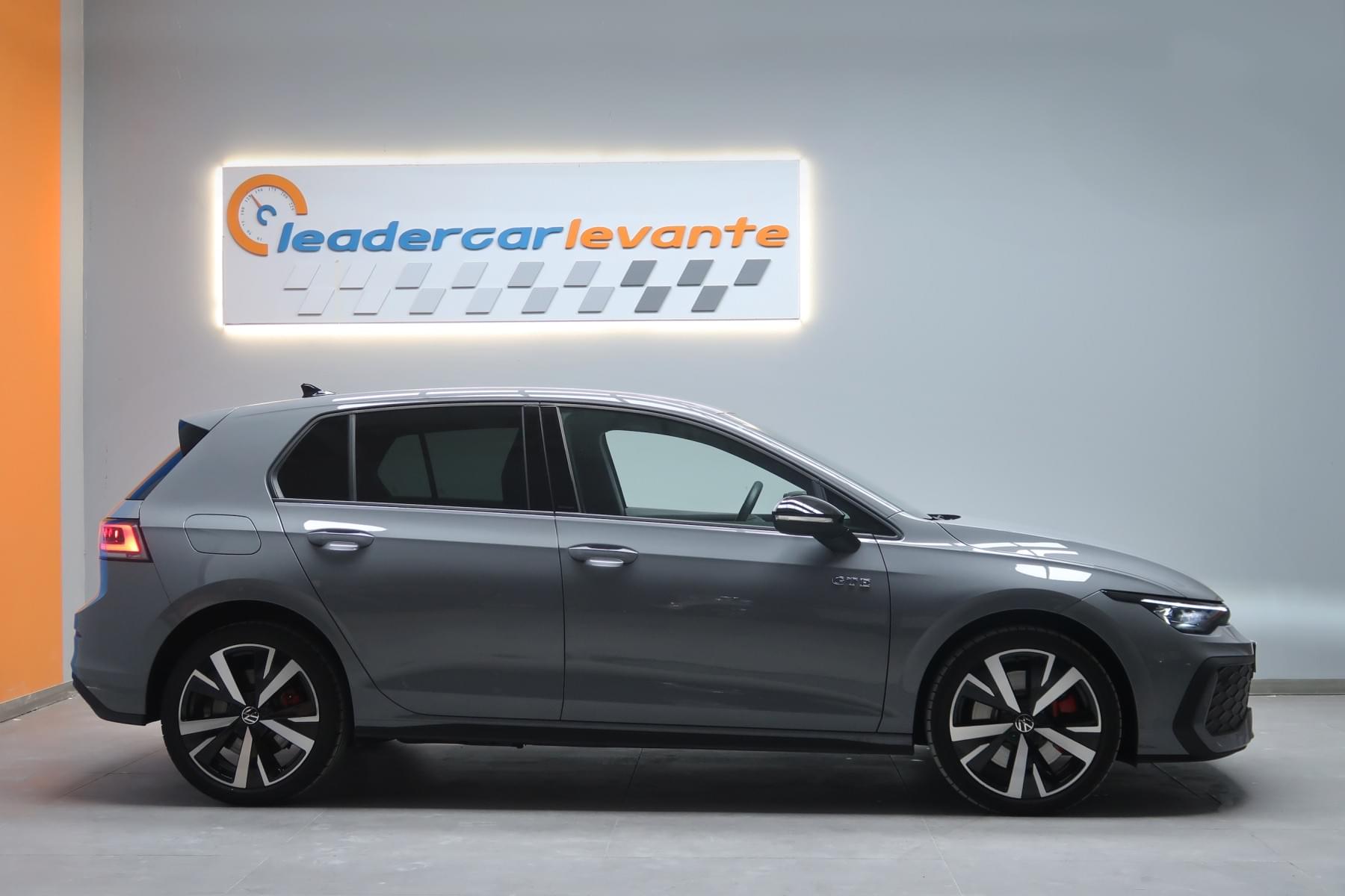 VOLKSWAGEN GOLF 1.5 TSI 272CV 6-GANG DSG GTE 4 