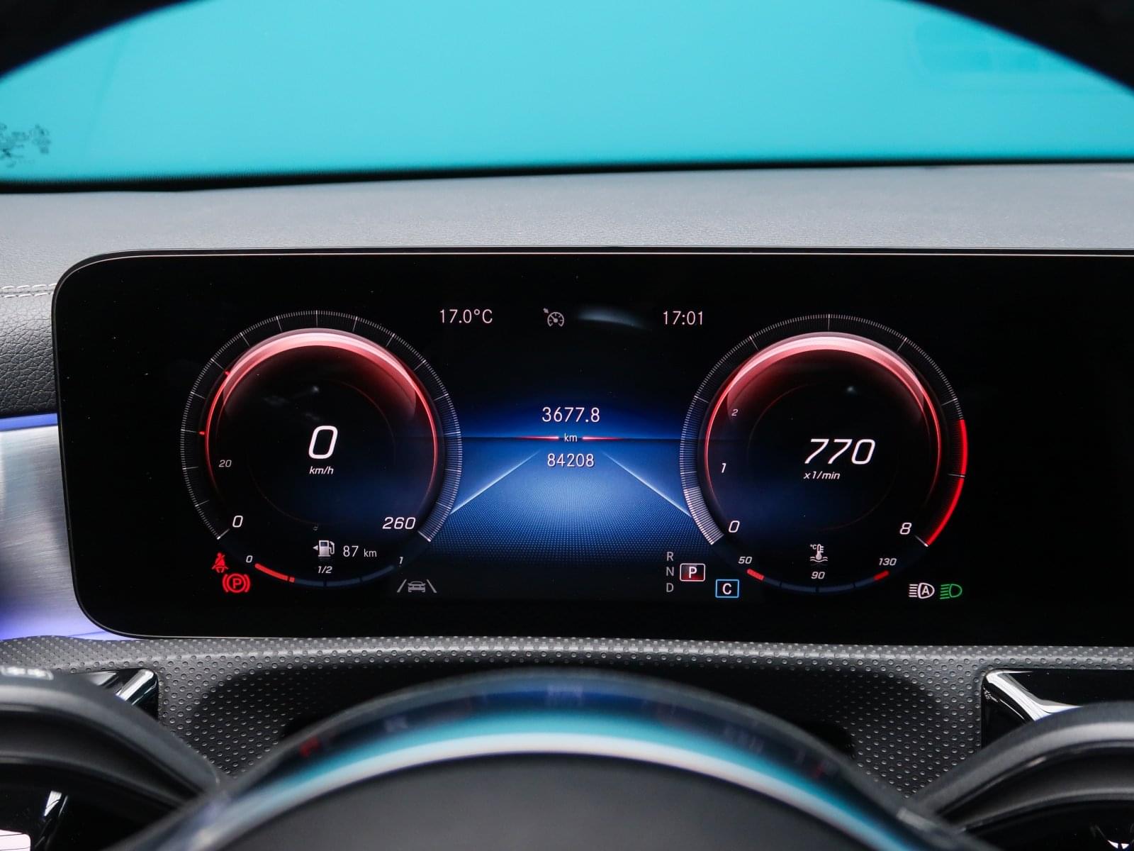 MERCEDES-BENZ CLA 180 EDITION 136CV 31