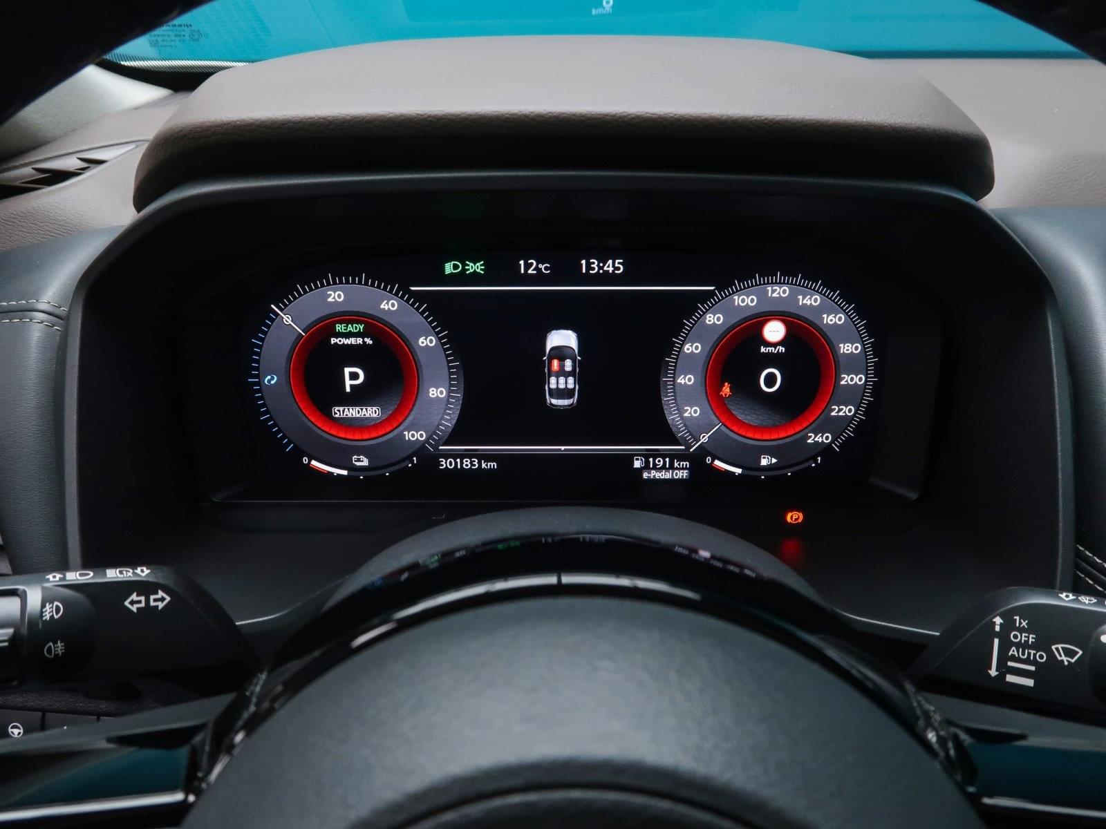 NISSAN XTRAIL 1.5 E-4ORCE 4X4 A/T TEKNA 213CV 38 