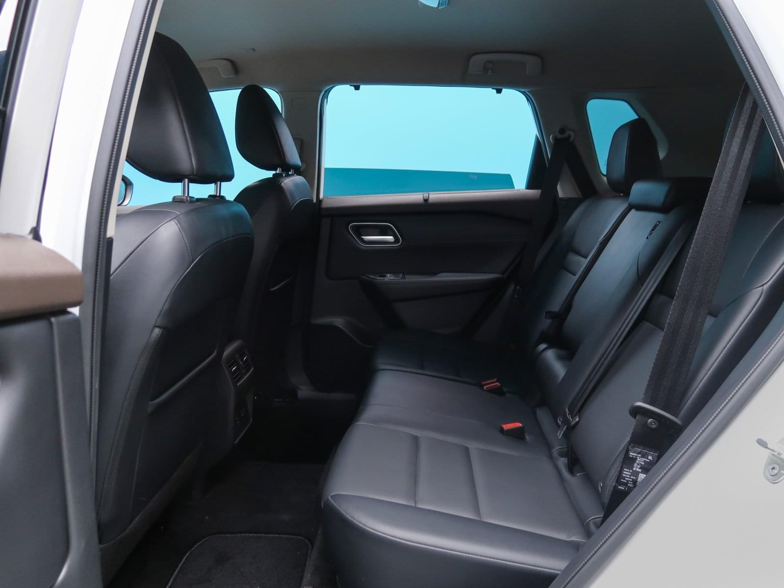 NISSAN XTRAIL 1.5 E-4ORCE 4X4 A/T TEKNA 213CV 26 