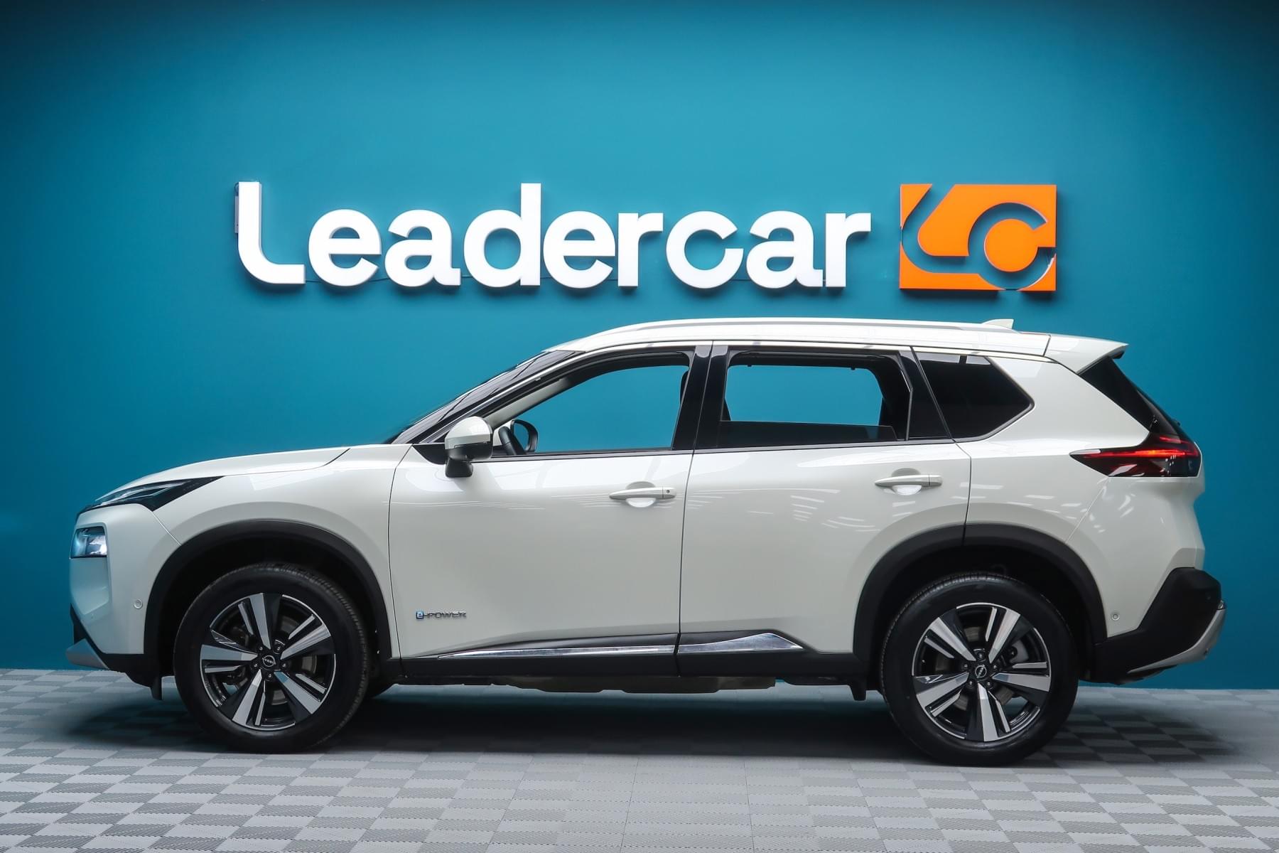 NISSAN XTRAIL 1.5 E-4ORCE 4X4 A/T TEKNA 213CV 13 