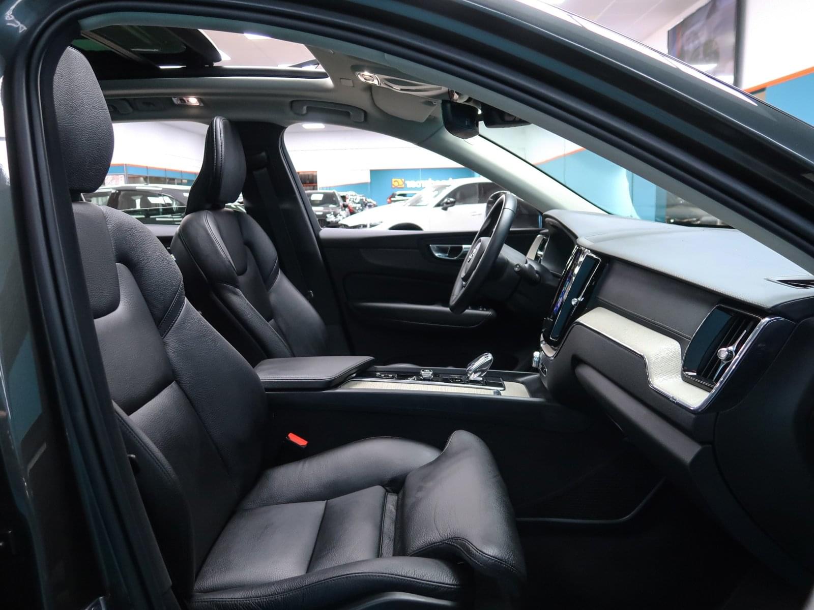 VOLVO XC60 2.0 B4 D AWD INSCRIPTION AUTO 197CV 29 