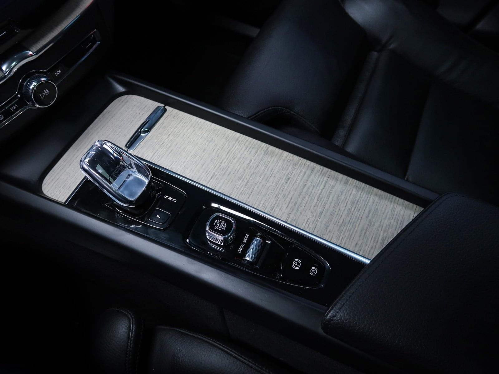 VOLVO XC60 2.0 B4 D AWD INSCRIPTION AUTO 197CV 42 