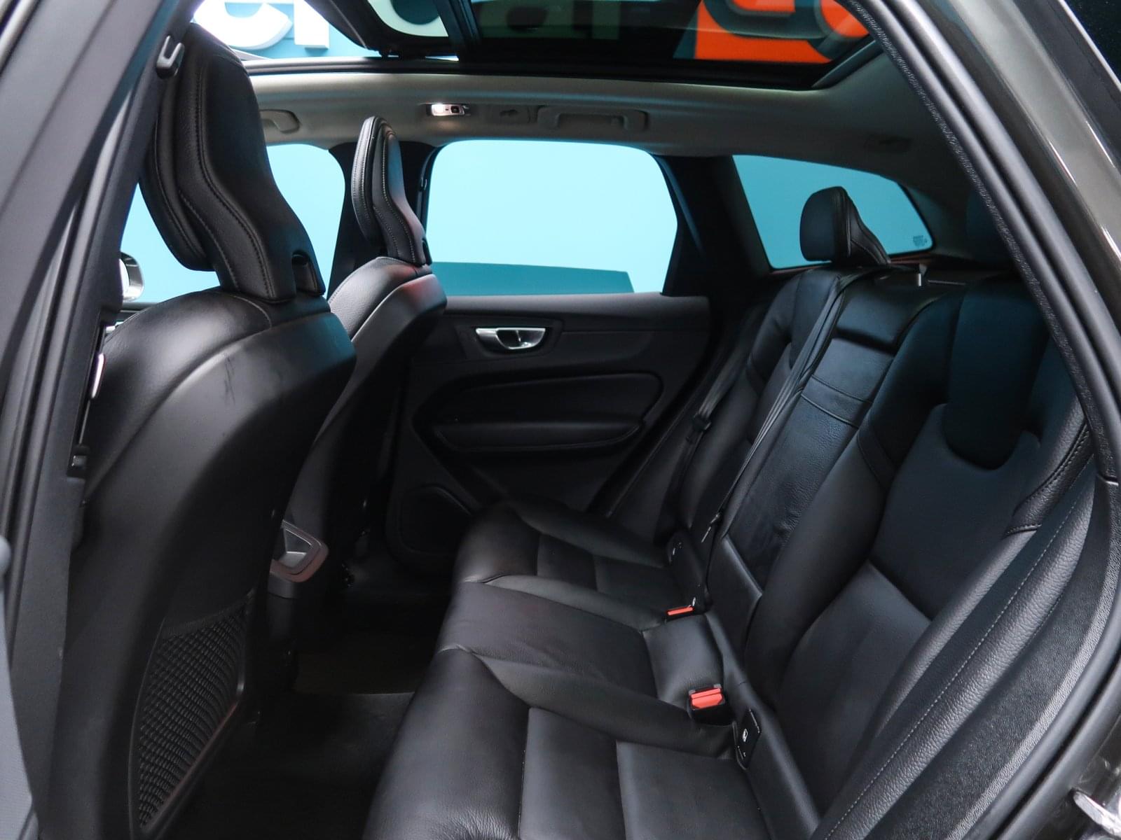 VOLVO XC60 2.0 B4 D AWD INSCRIPTION AUTO 197CV 26 