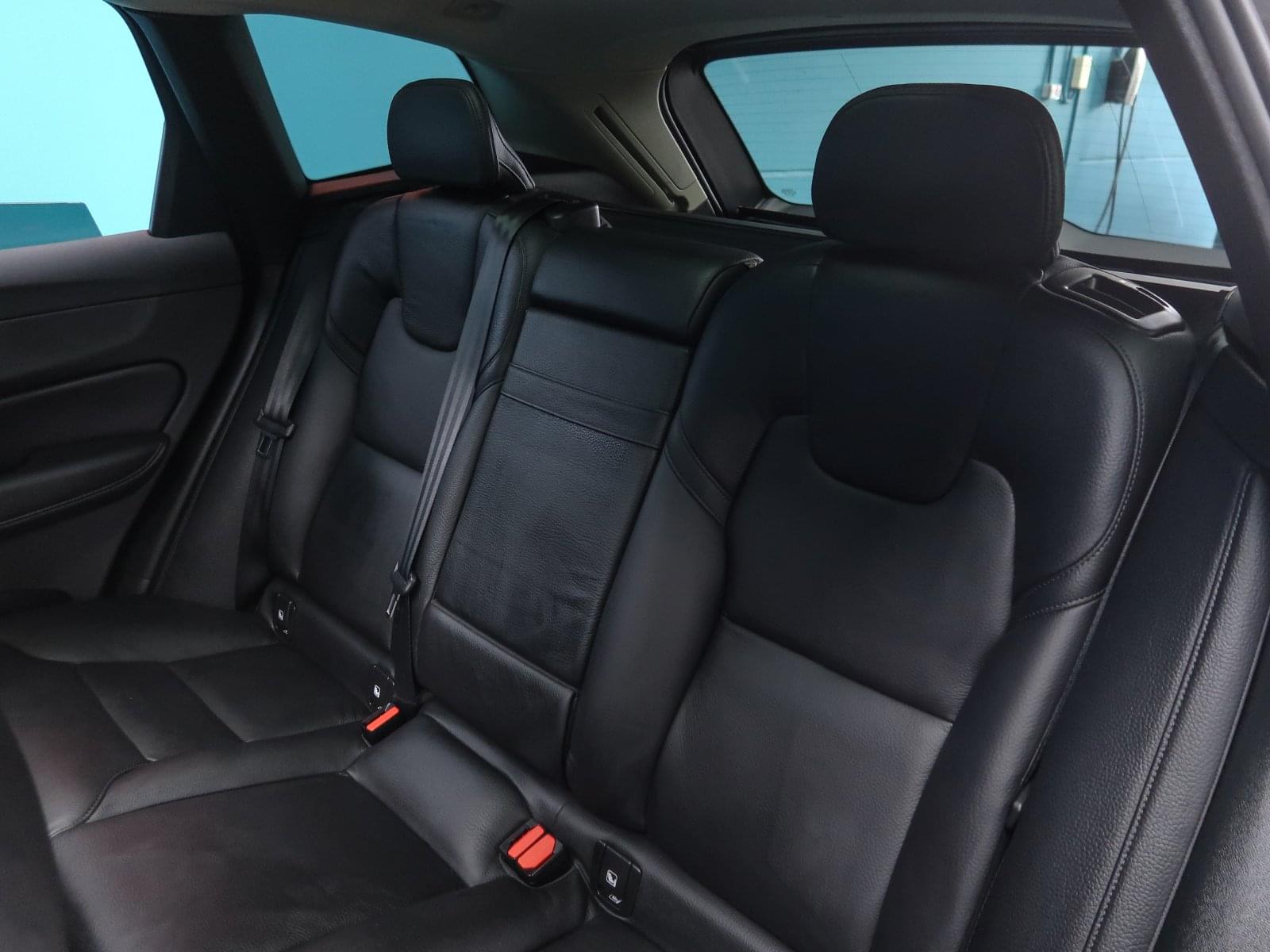 VOLVO XC60 2.0 B4 D AWD INSCRIPTION AUTO 197CV 21 