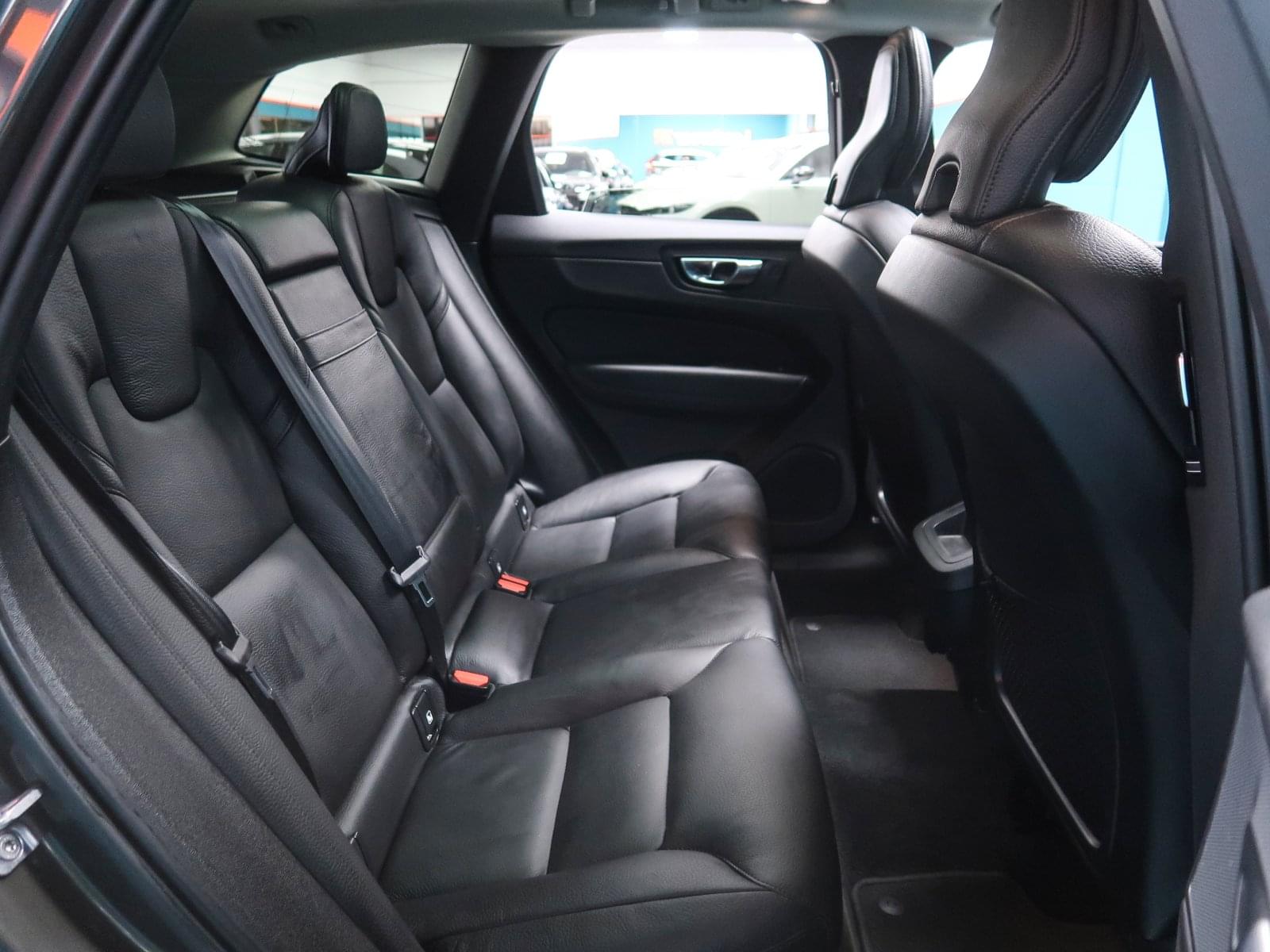 VOLVO XC60 2.0 B4 D AWD INSCRIPTION AUTO 197CV 27 