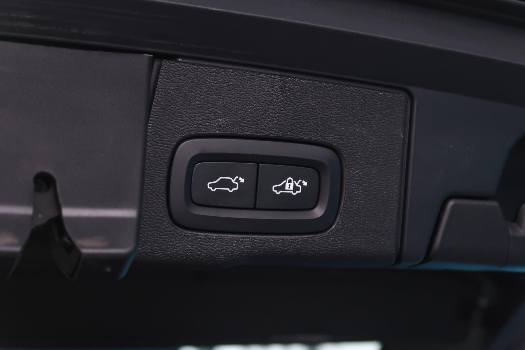 VOLVO XC60 2.0 B4 D AWD INSCRIPTION AUTO 197CV 17 