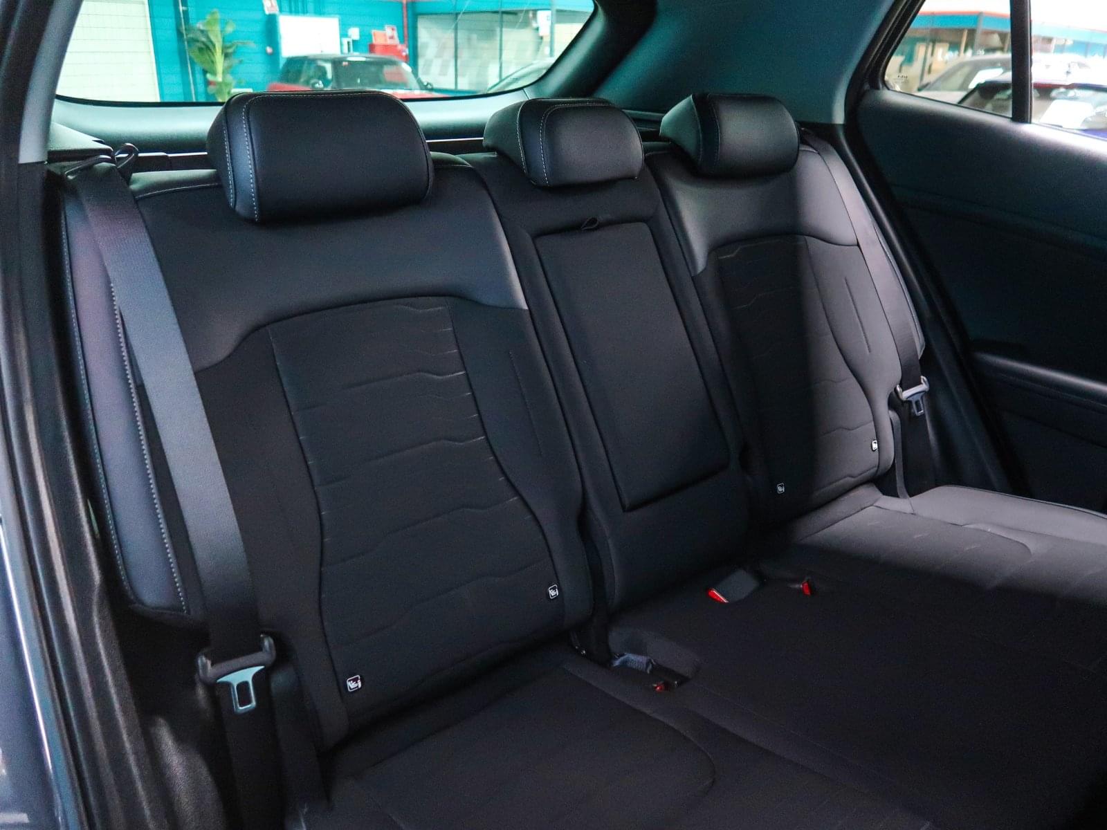 KIA SPORTAGE 1.6 T-GDI HEV 215CV TECH 4X2 27 