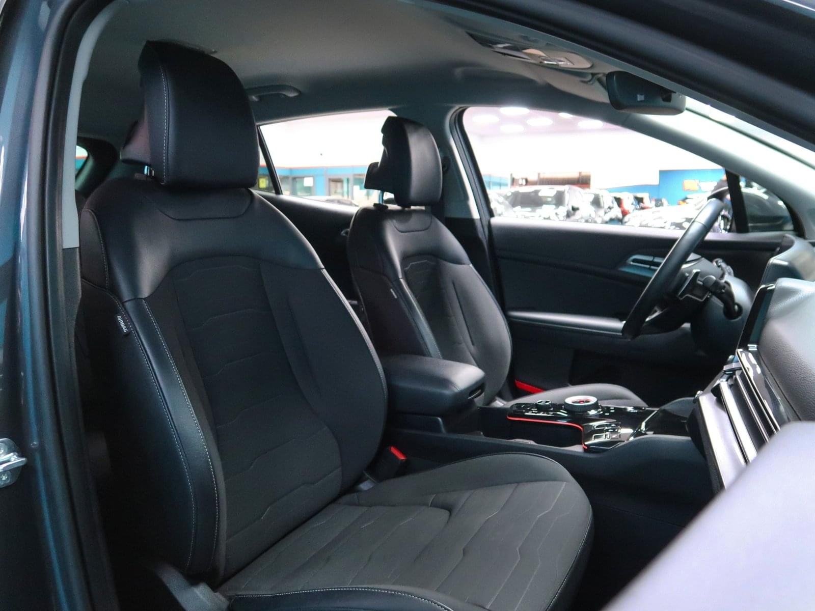 KIA SPORTAGE 1.6 T-GDI HEV 215CV TECH 4X2 29 