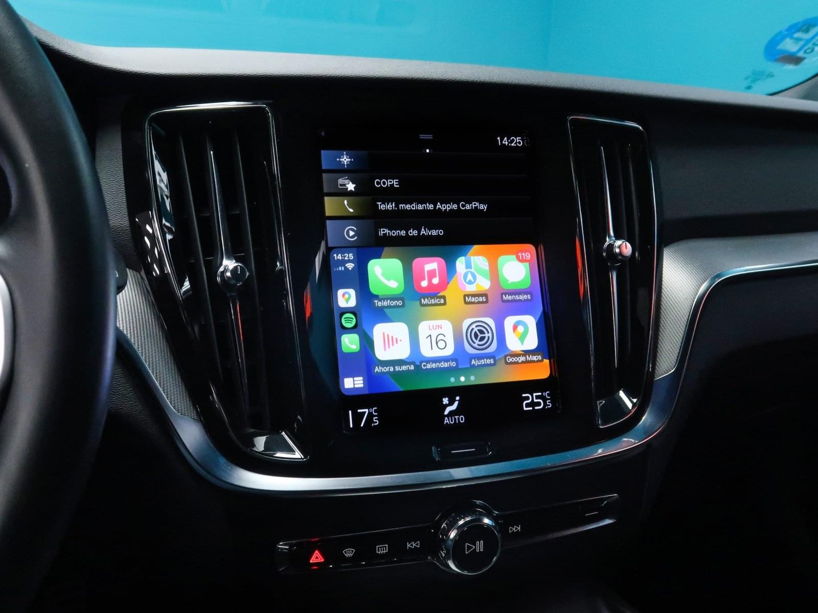 VOLVO V60 2.0 B4 R DESIGN AUTO 197CV 38 