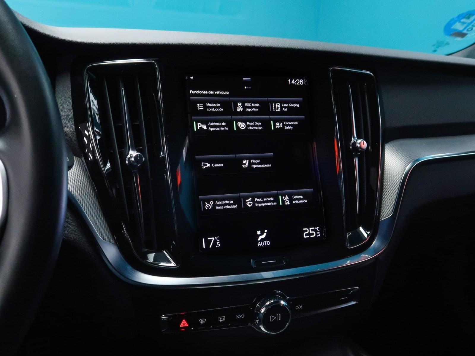 VOLVO V60 2.0 B4 R DESIGN AUTO 197CV 41 