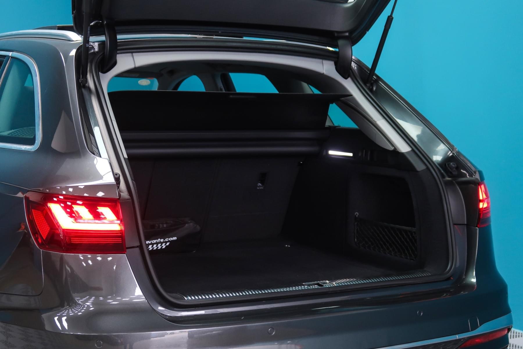 AUDI A4 AVANT S LINE 35 TDI 163CV S TRONIC 17 