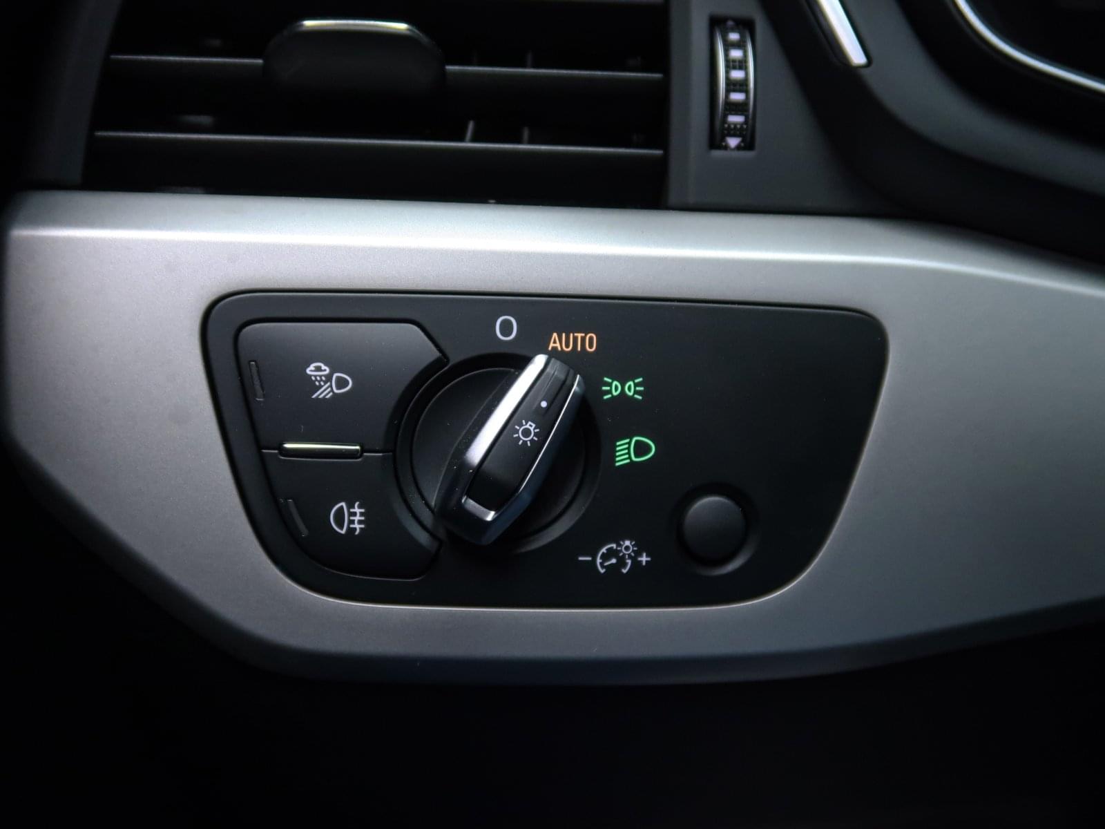 AUDI A4 AVANT S LINE 35 TDI 163CV S TRONIC 40 