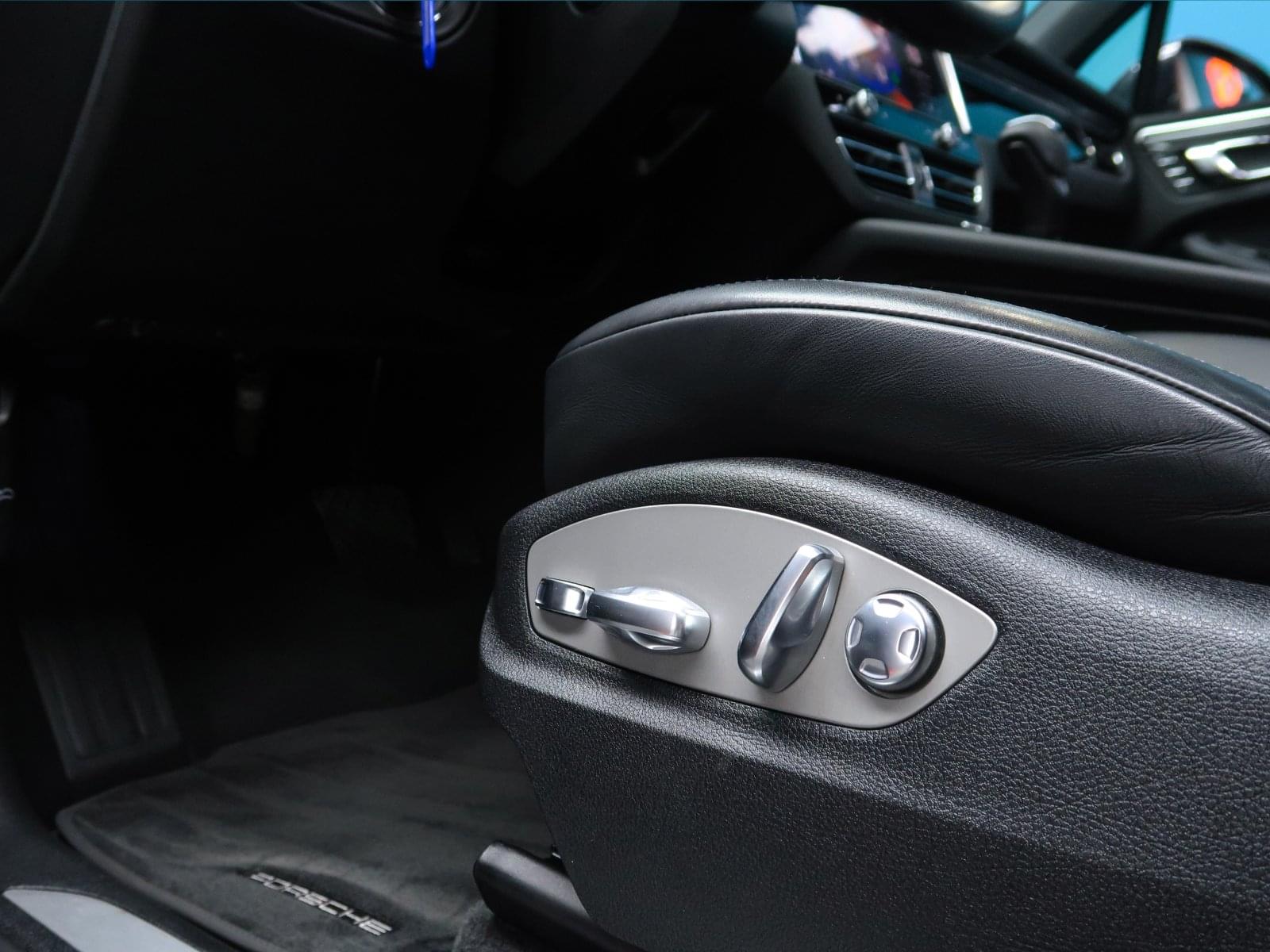 PORSCHE MACAN S 380CV 26 