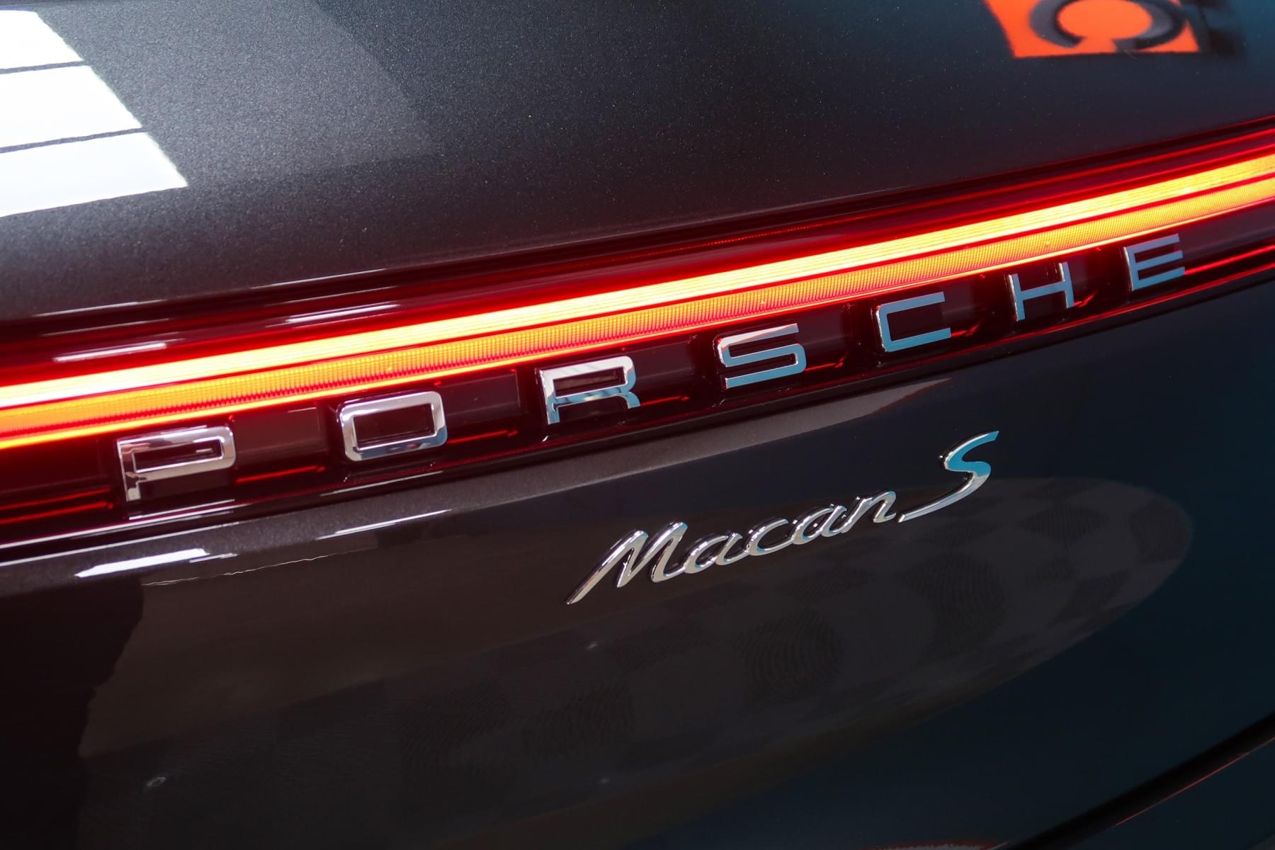 PORSCHE MACAN S 380CV 17 