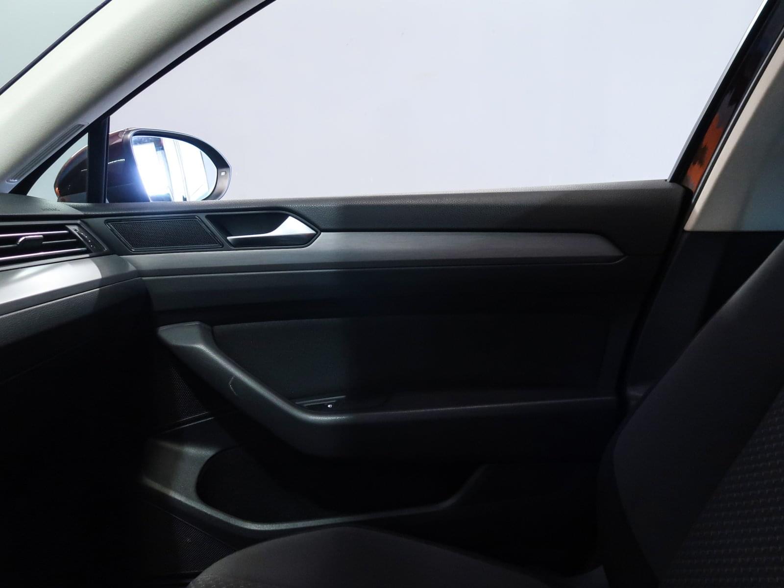 VOLKSWAGEN PASSAT 2.0 TDI VARIANT 150 CV 29 