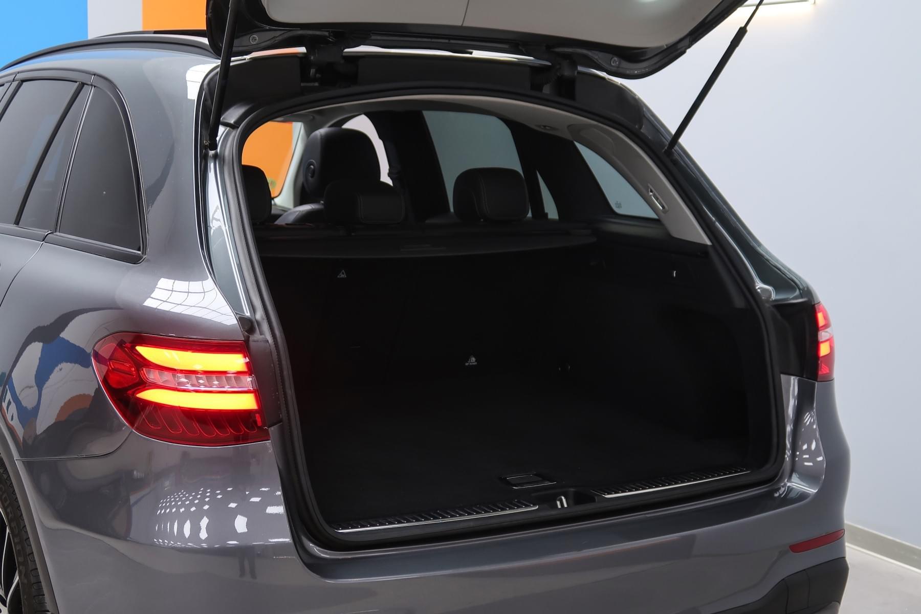 MERCEDES-BENZ GLC 220D 4MATIC 12