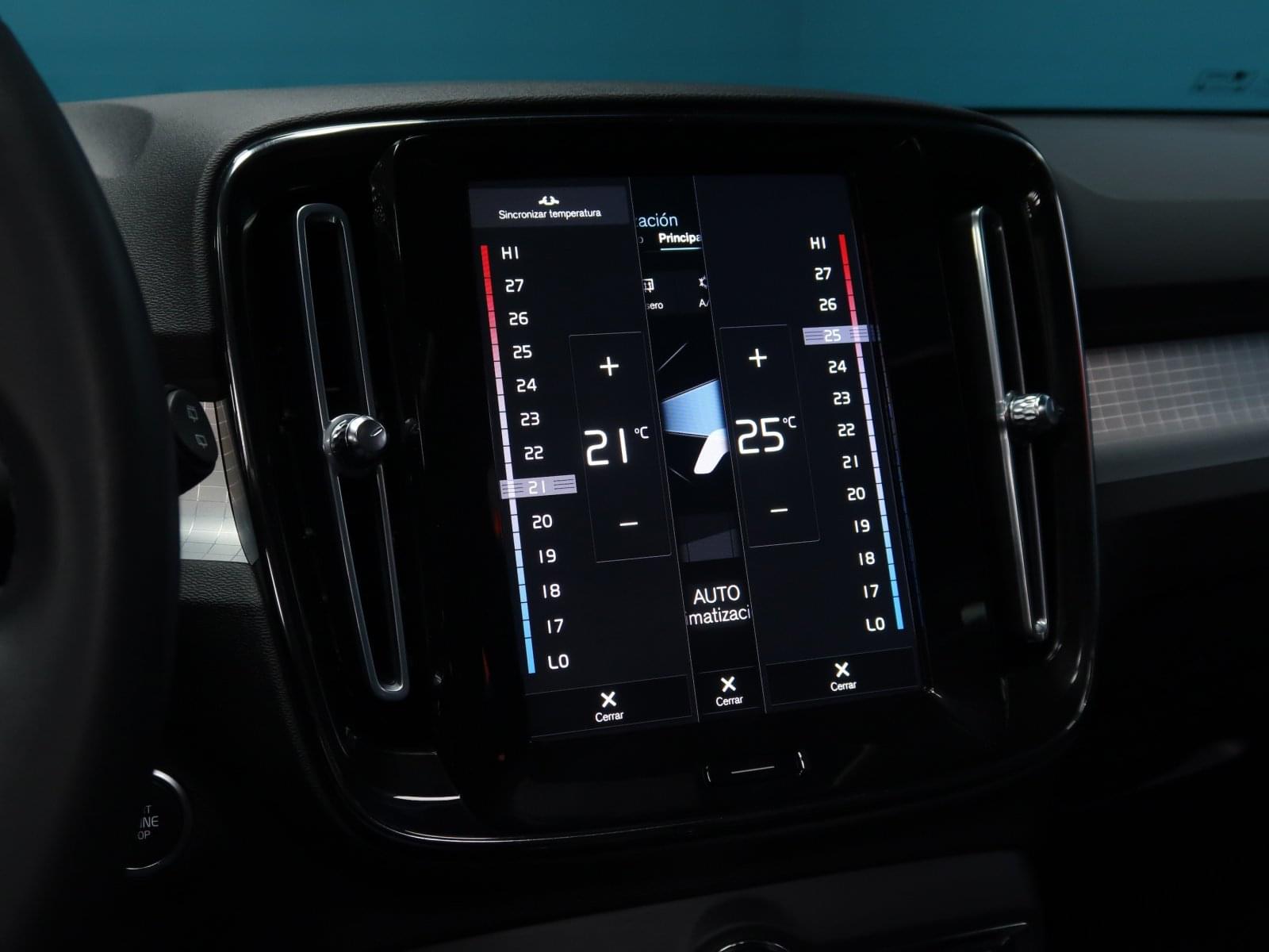 VOLVO XC40 1.5 T4 TWIN RECHARGE INSCRIPTION EX AUTO 40 