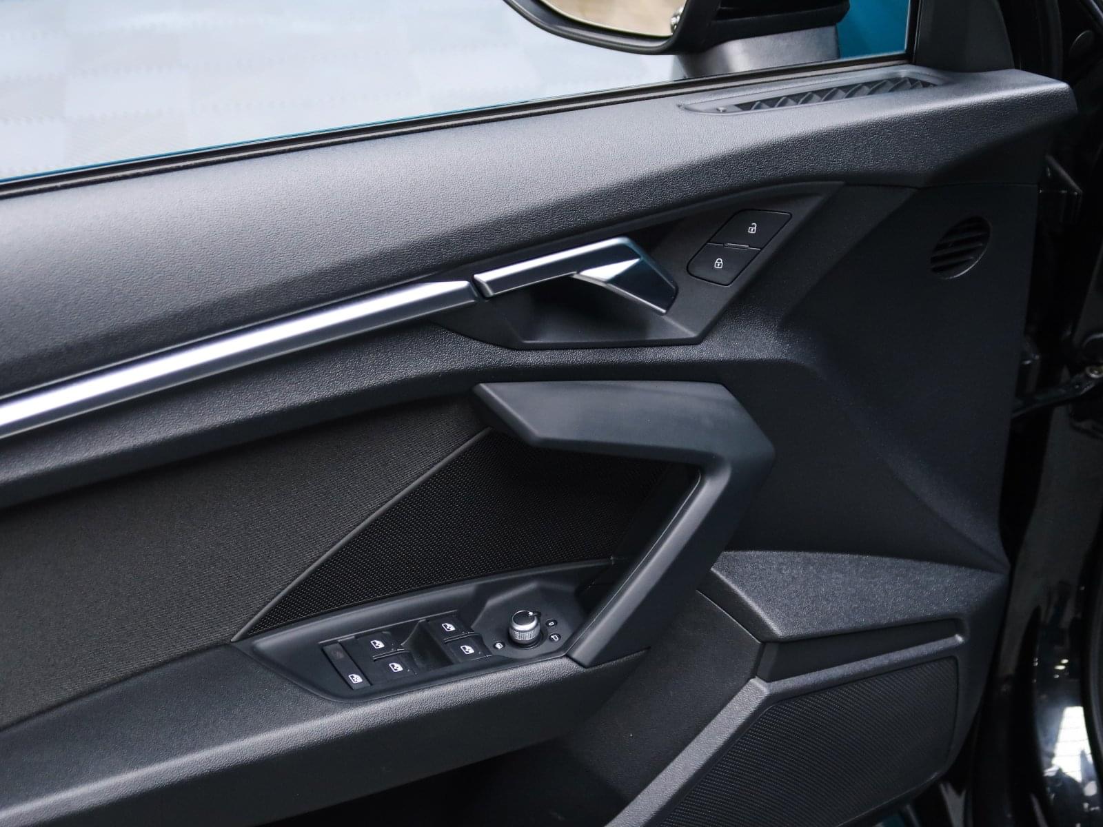 AUDI A3 SPORTBACK BLACK LINE 35 TFSI 150CV 32