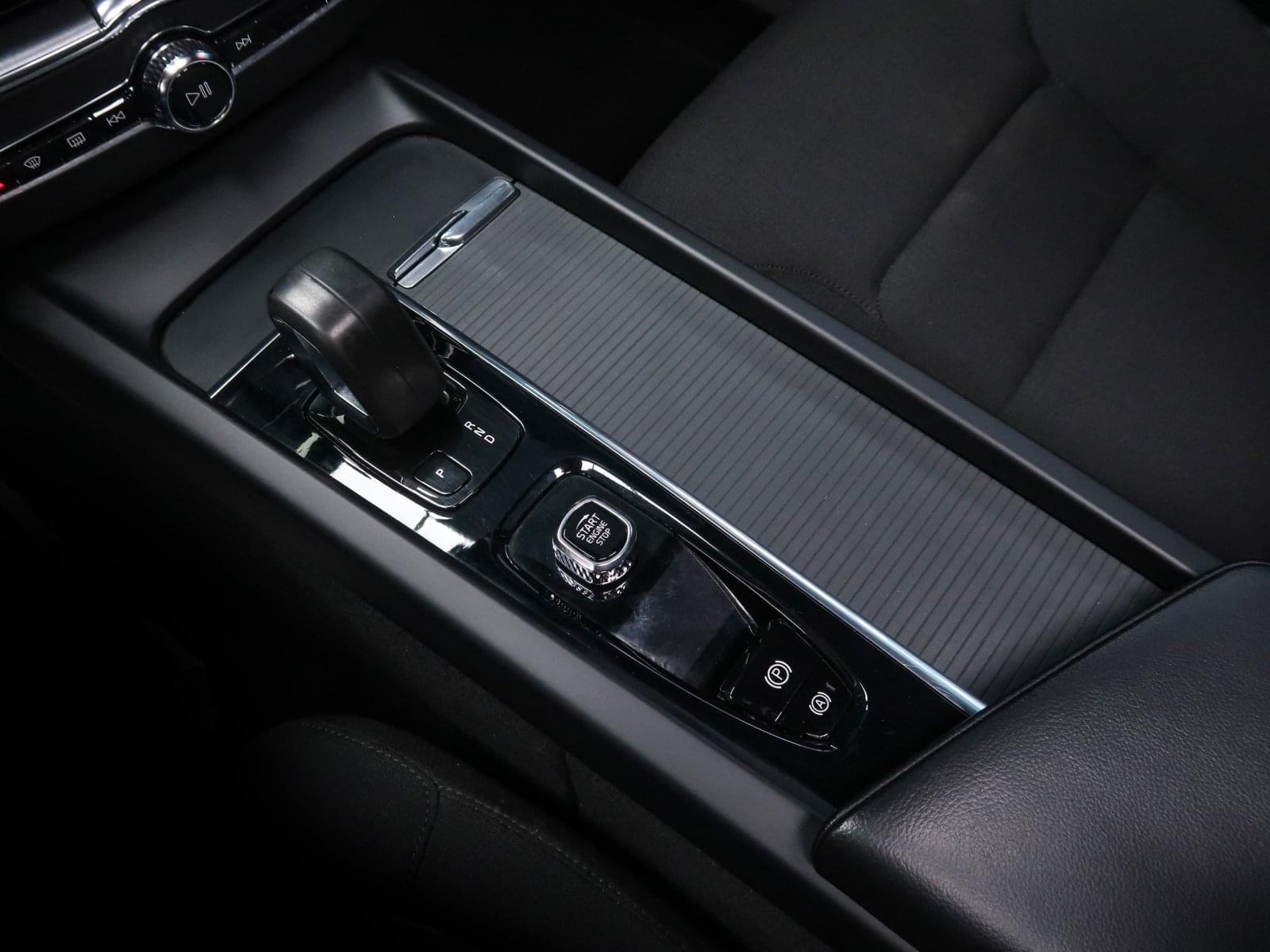 VOLVO XC60 2.0 T6 AWD RECHARGE INSCRIPTION EXP AUTO 42 