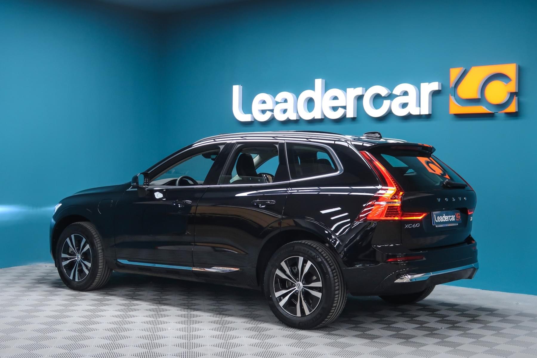 VOLVO XC60 2.0 T6 AWD RECHARGE INSCRIPTION EXP AUTO 12 