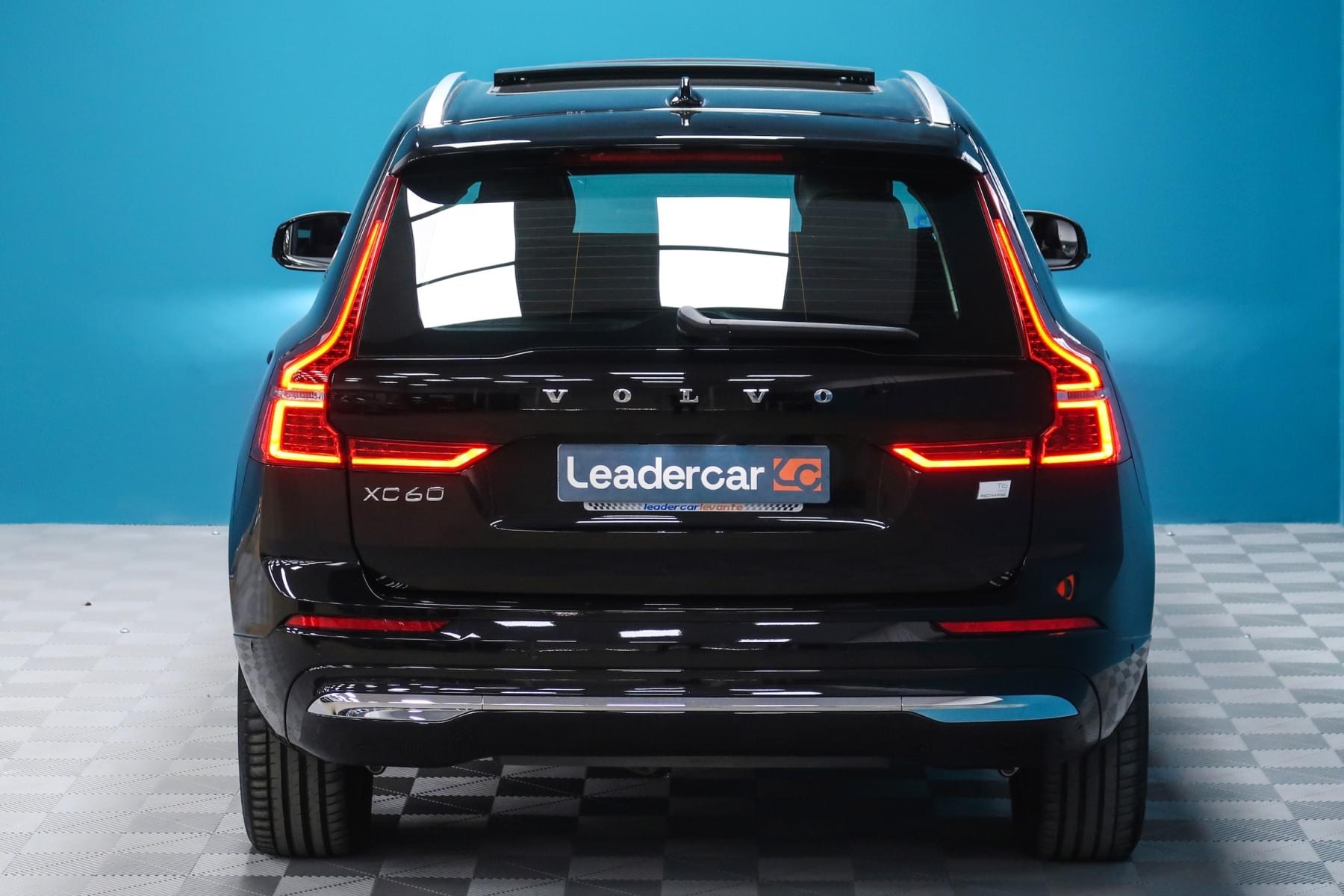 VOLVO XC60 2.0 T6 AWD RECHARGE INSCRIPTION EXP AUTO 14 