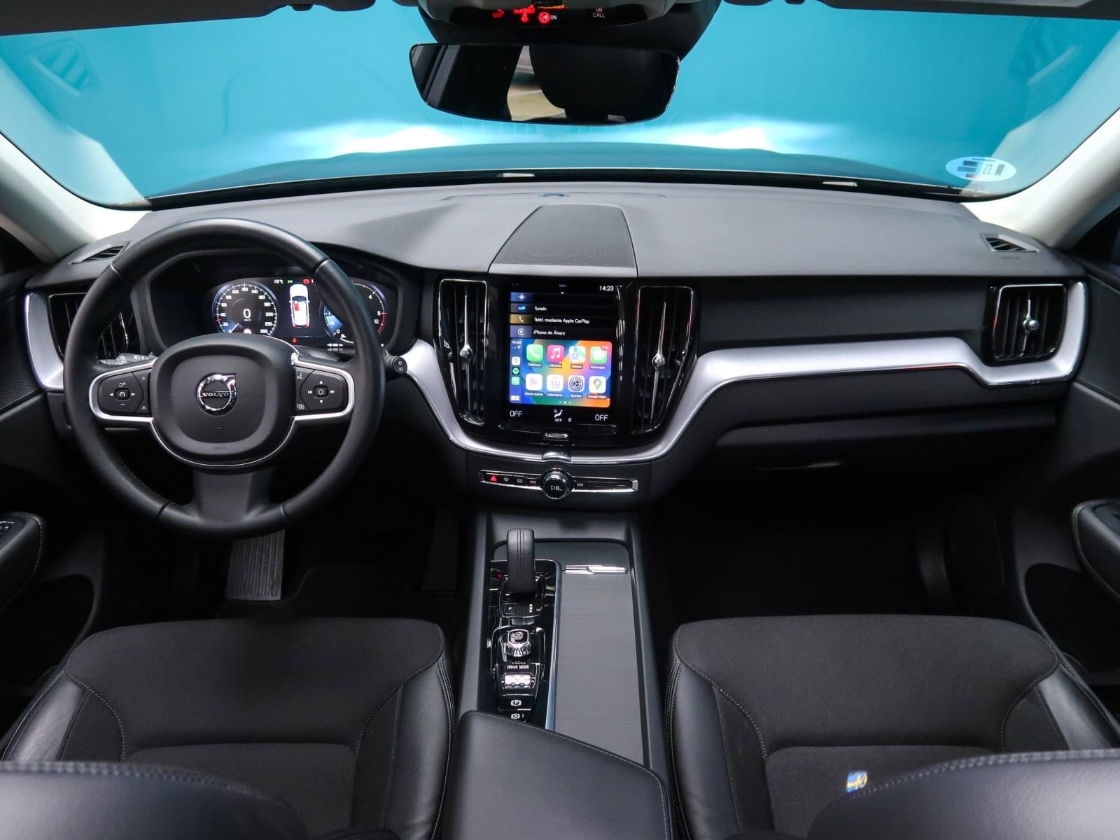 VOLVO XC60 2.0 B4 D AWD MOMENTUM PRO AUTO 197CV 19 