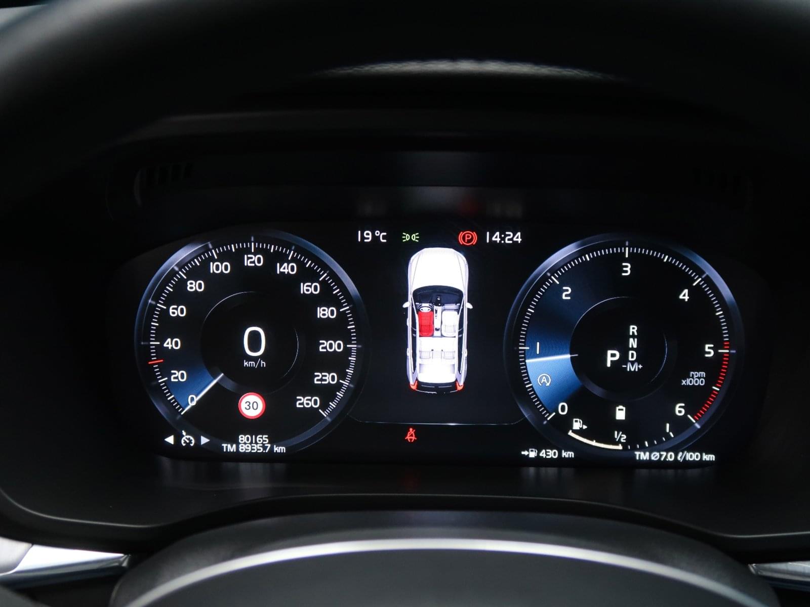 VOLVO XC60 2.0 B4 D AWD MOMENTUM PRO AUTO 197CV 33 