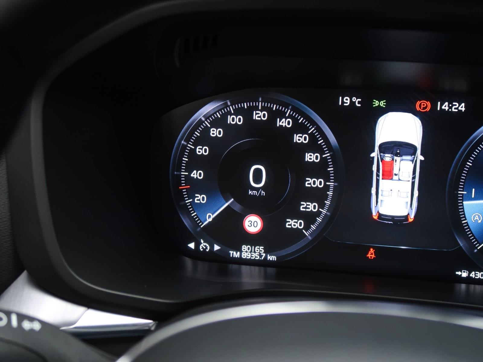 VOLVO XC60 2.0 B4 D AWD MOMENTUM PRO AUTO 197CV 34 