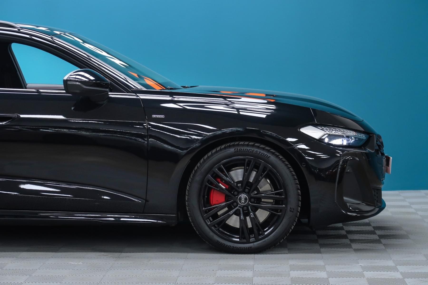 AUDI A5 AVANT 367CV TFSI e BLACK LINE 6 