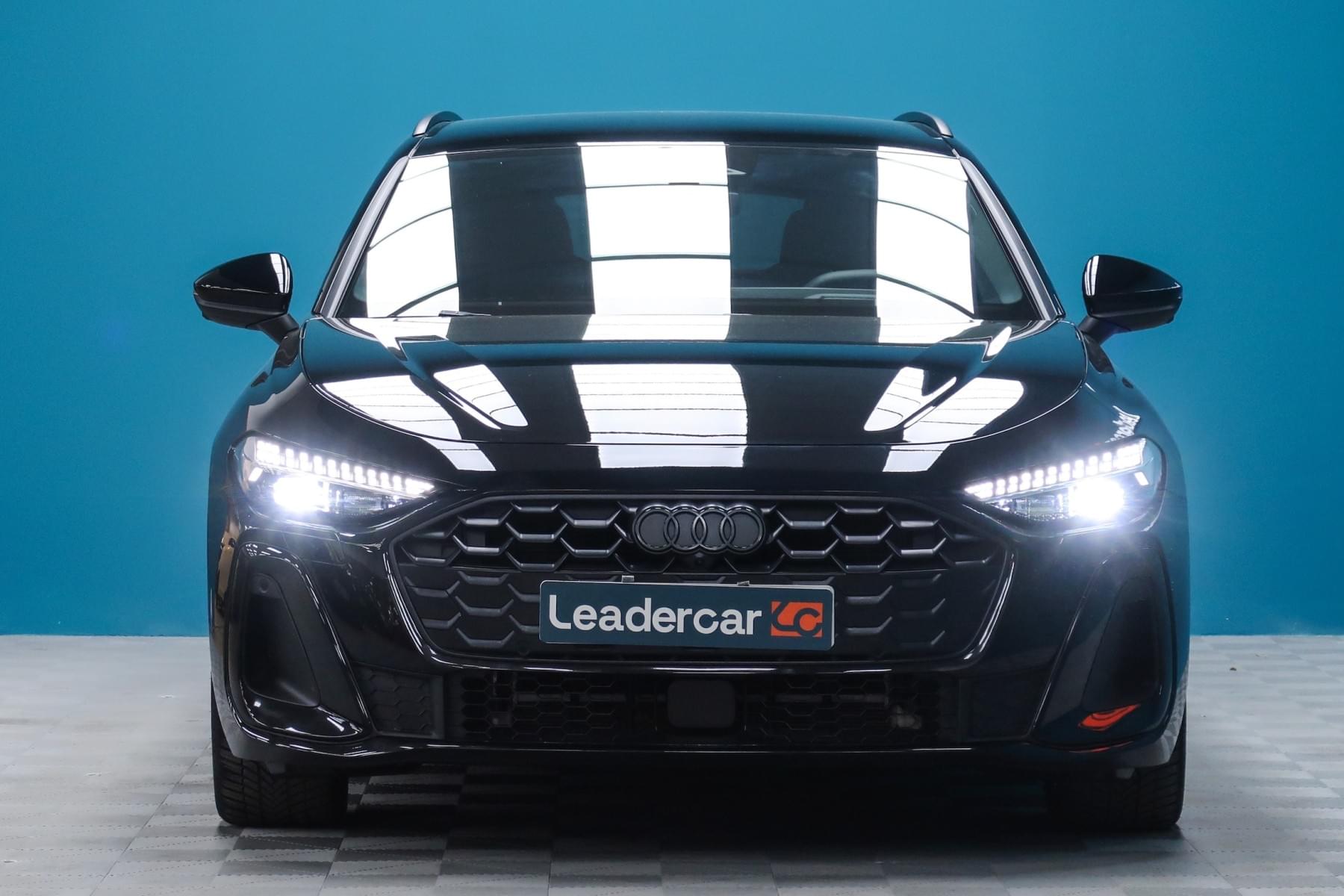 AUDI A5 AVANT 367CV TFSI e BLACK LINE 4 