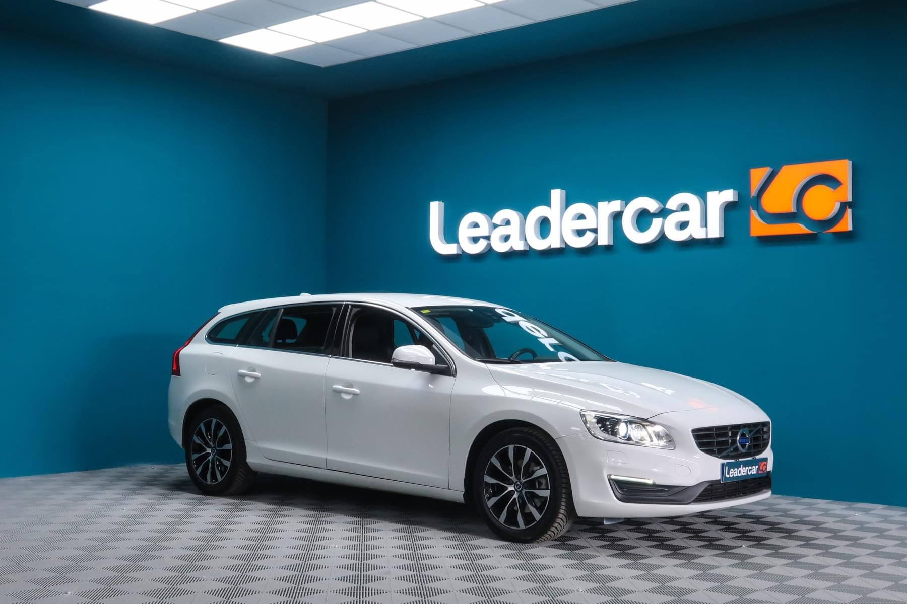VOLVO V60 D3 MOMENTUM 150CV 7 
