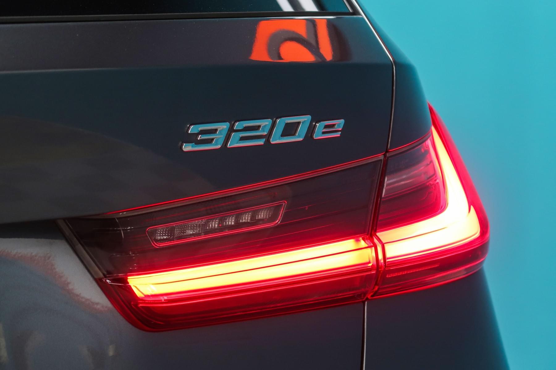 BMW SERIE 3 320e PACK M E DRIVE 12 