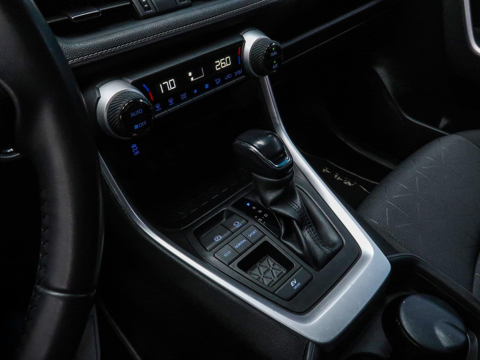 TOYOTA RAV4 BUSINESS 44 