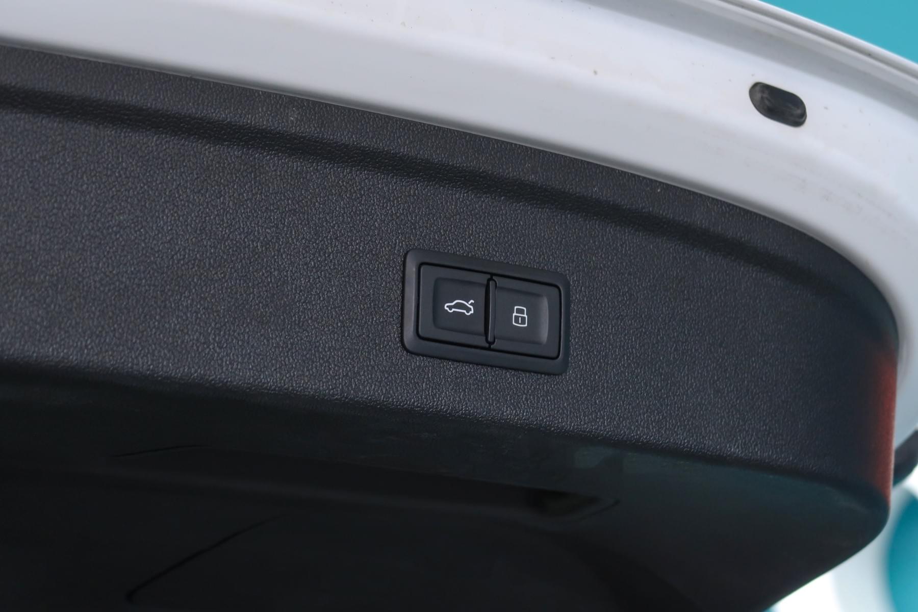 AUDI A3 SPORTBACK S LINE 40 TFSI E 204CV 16 