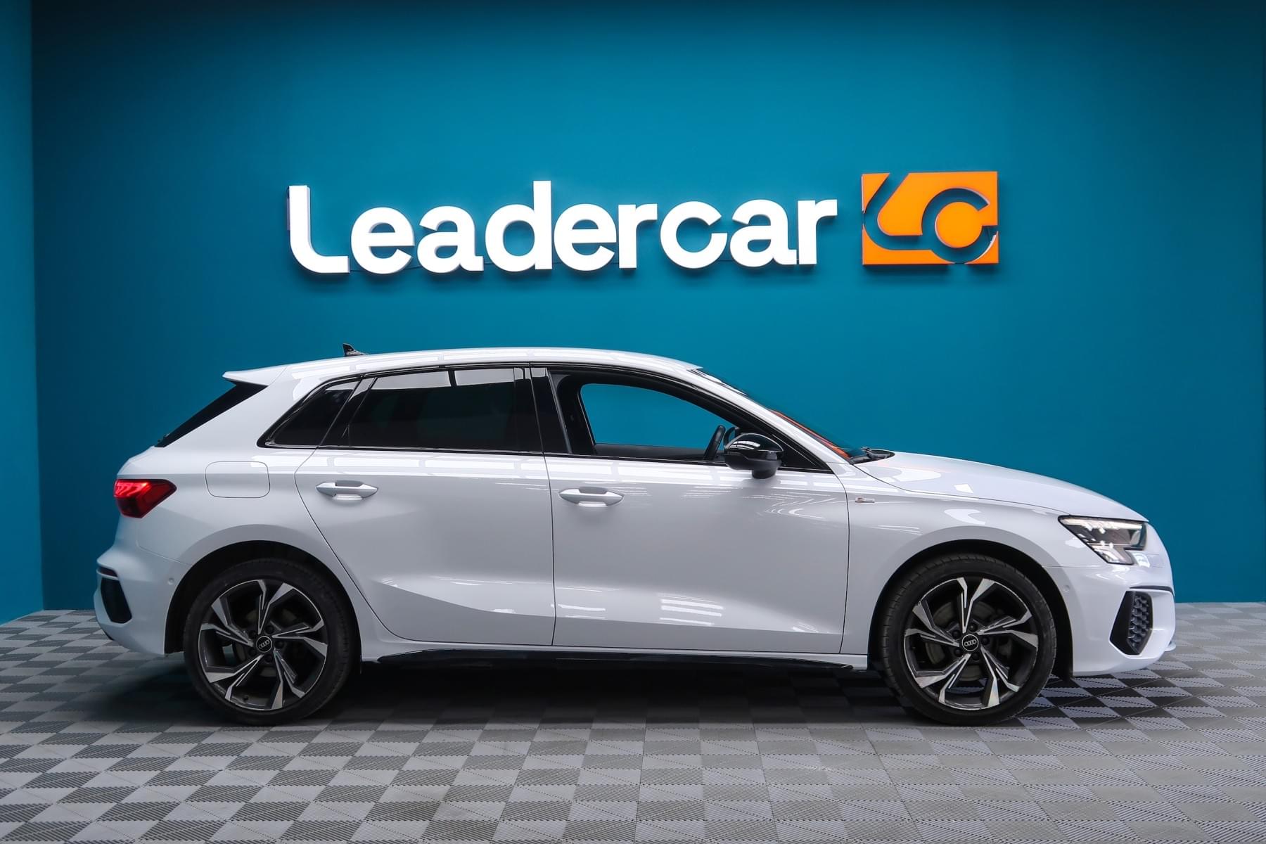 AUDI A3 SPORTBACK S LINE 40 TFSI E 204CV 3 