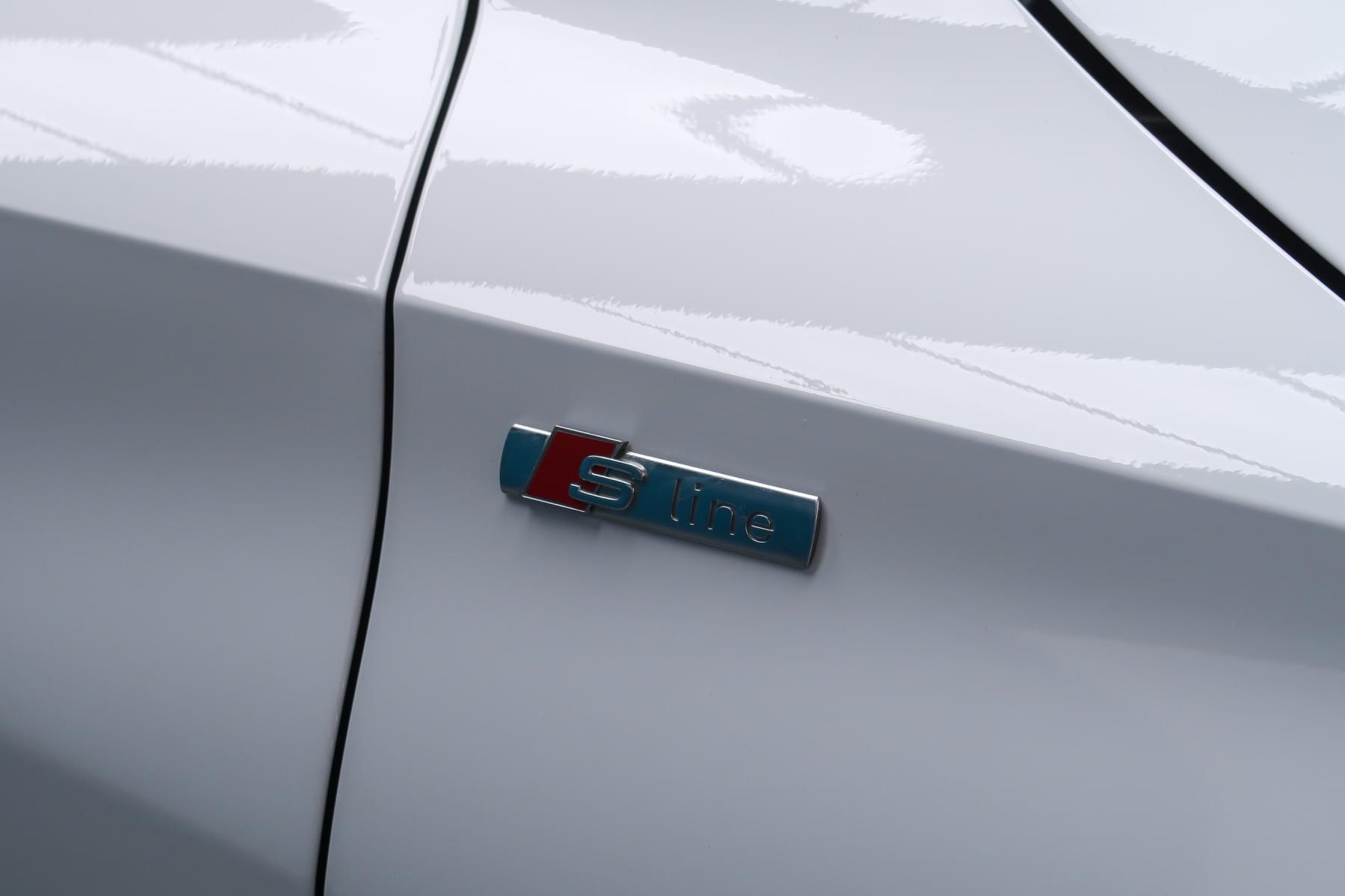 AUDI A3 SPORTBACK S LINE 40 TFSI E 204CV 10 