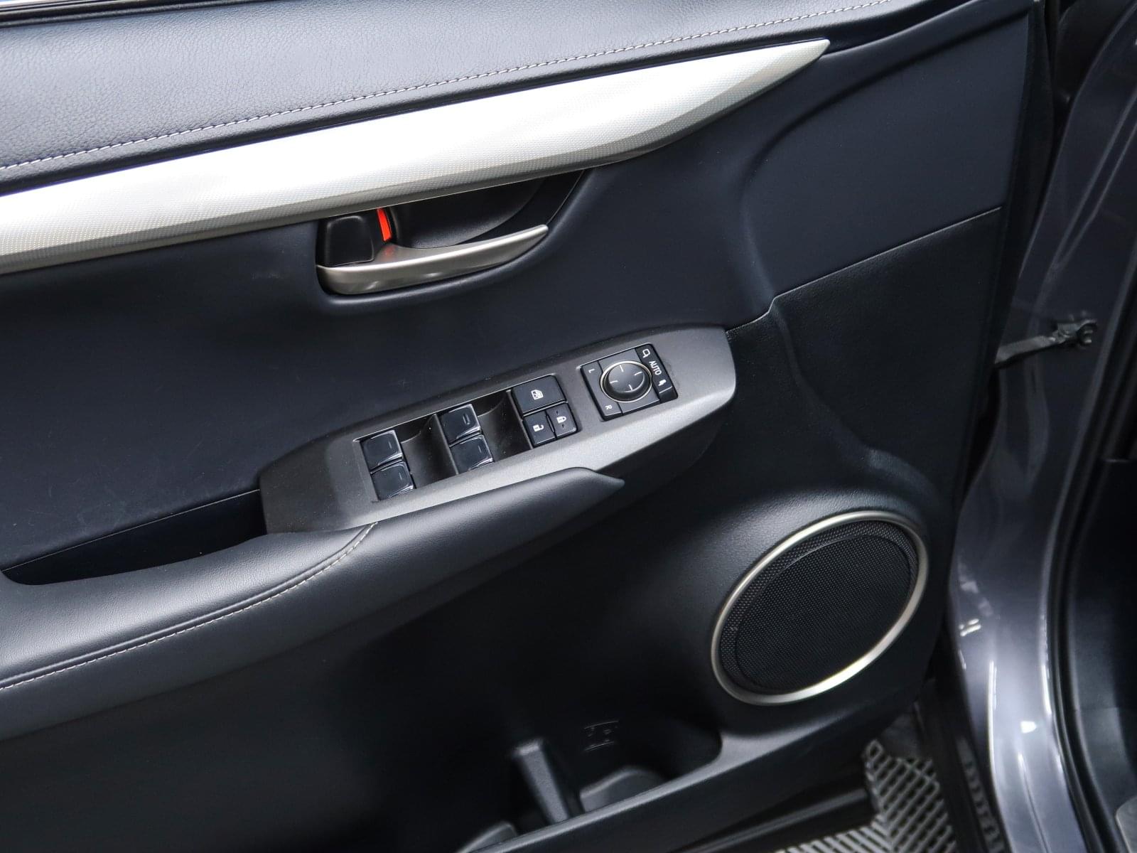 LEXUS NX 300H BUSINESS PLUS 197CV 30 