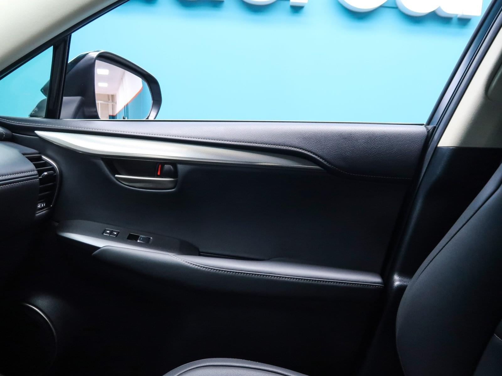 LEXUS NX 300H BUSINESS PLUS 197CV 31 