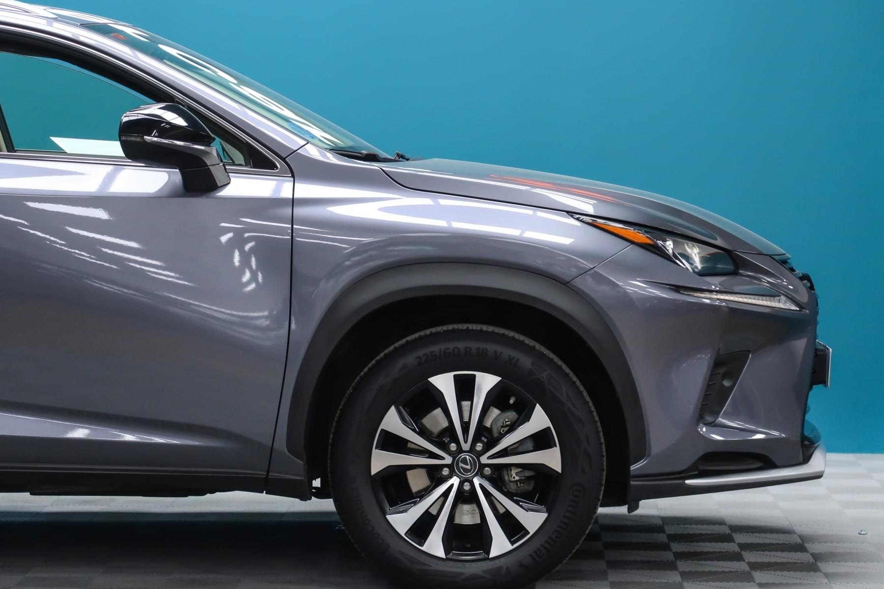 LEXUS NX 300H BUSINESS PLUS 197CV 9 