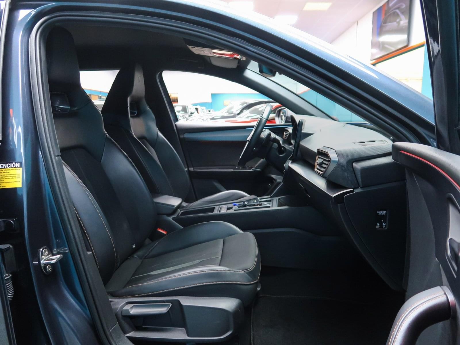 CUPRA LEÓN SP 1.4 E-HYBRID 245 CV 26