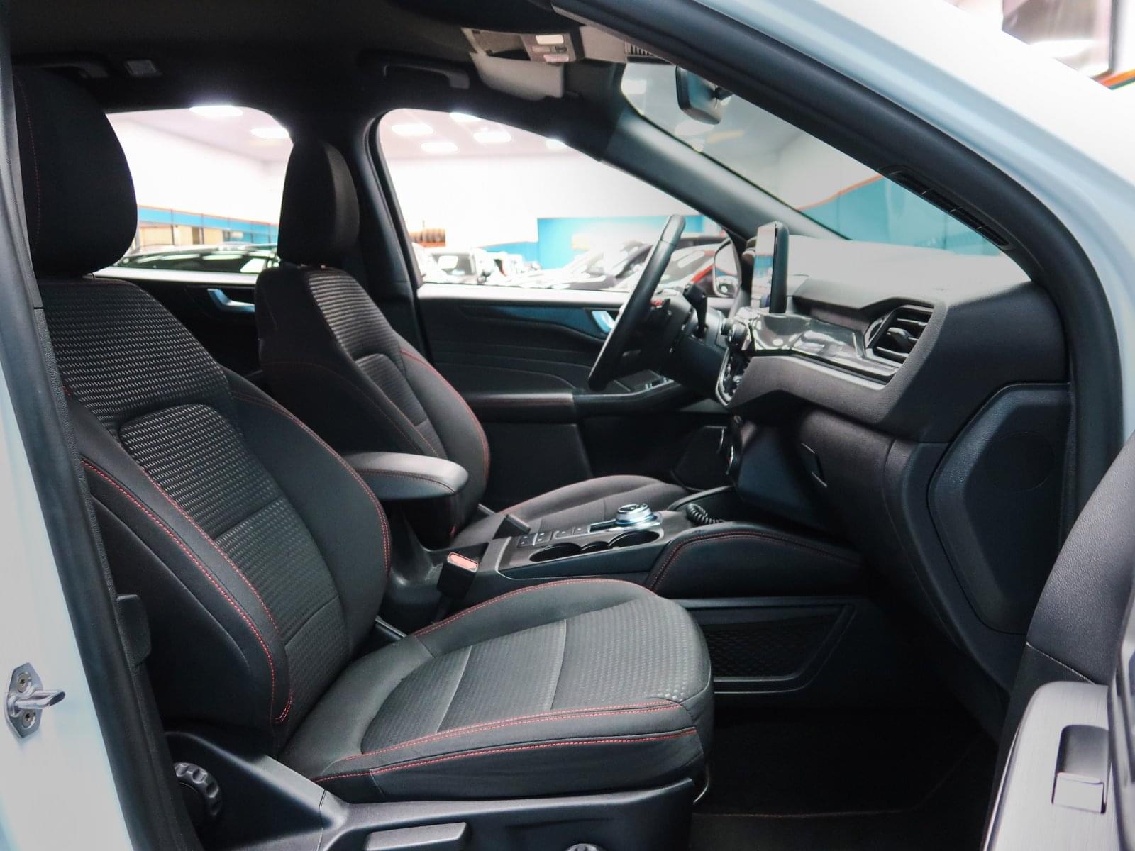 FORD KUGA ST-LINE 2.0 ECOBLUE 120CV AUTO 26 